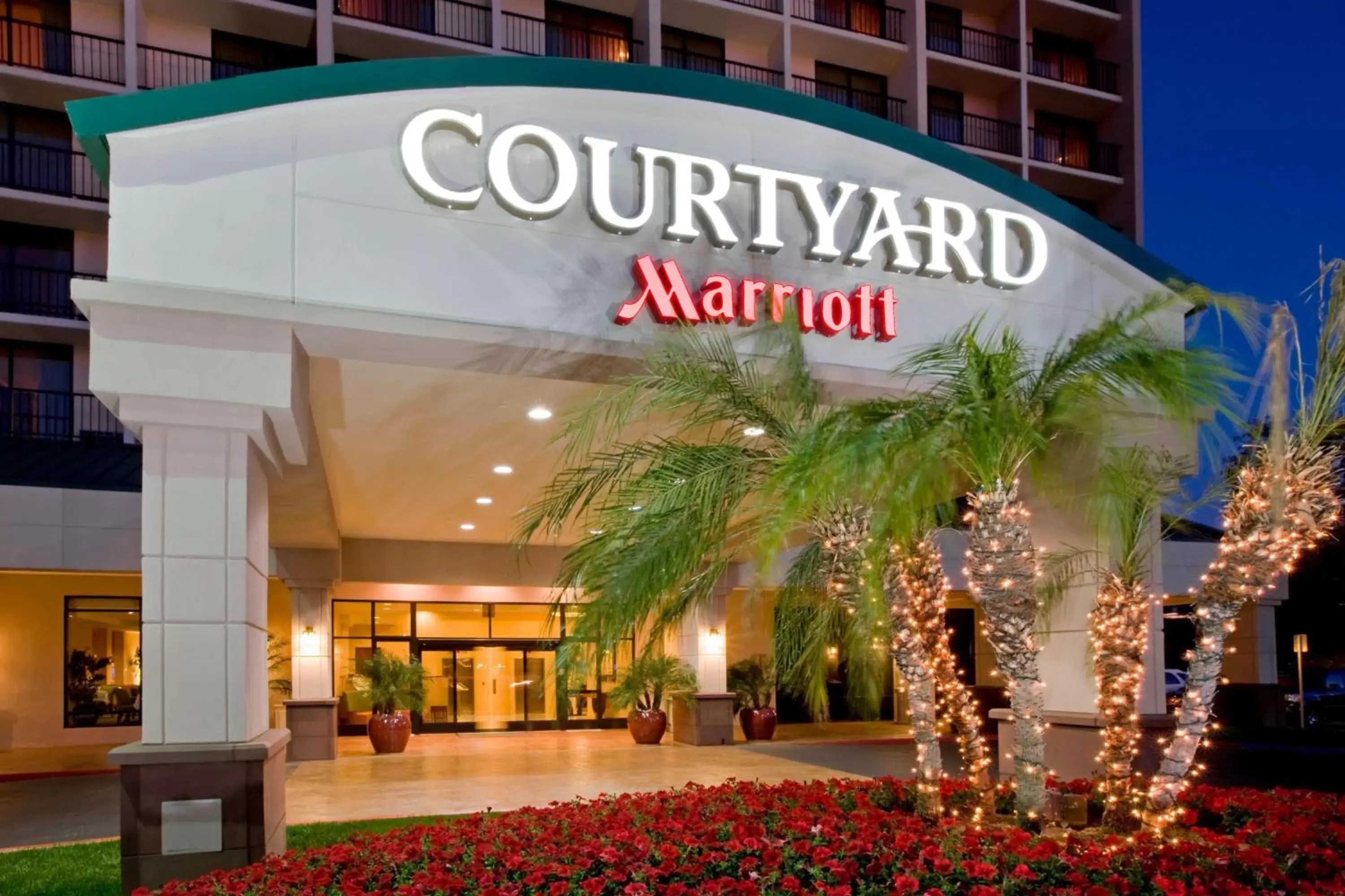 Property Building in Courtyard by Marriott Los Angeles Pasadena/Monrovia