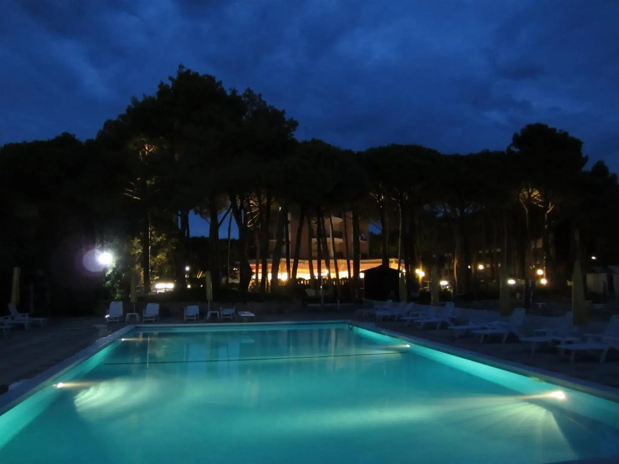 Night, Swimming Pool in Hotel Beau Rivage Pineta