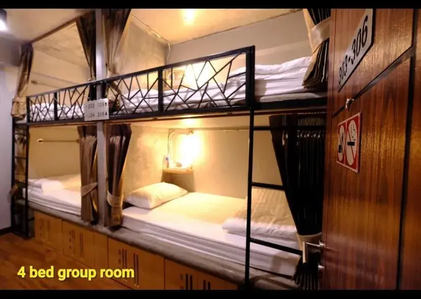 Bunk Bed in Room2u