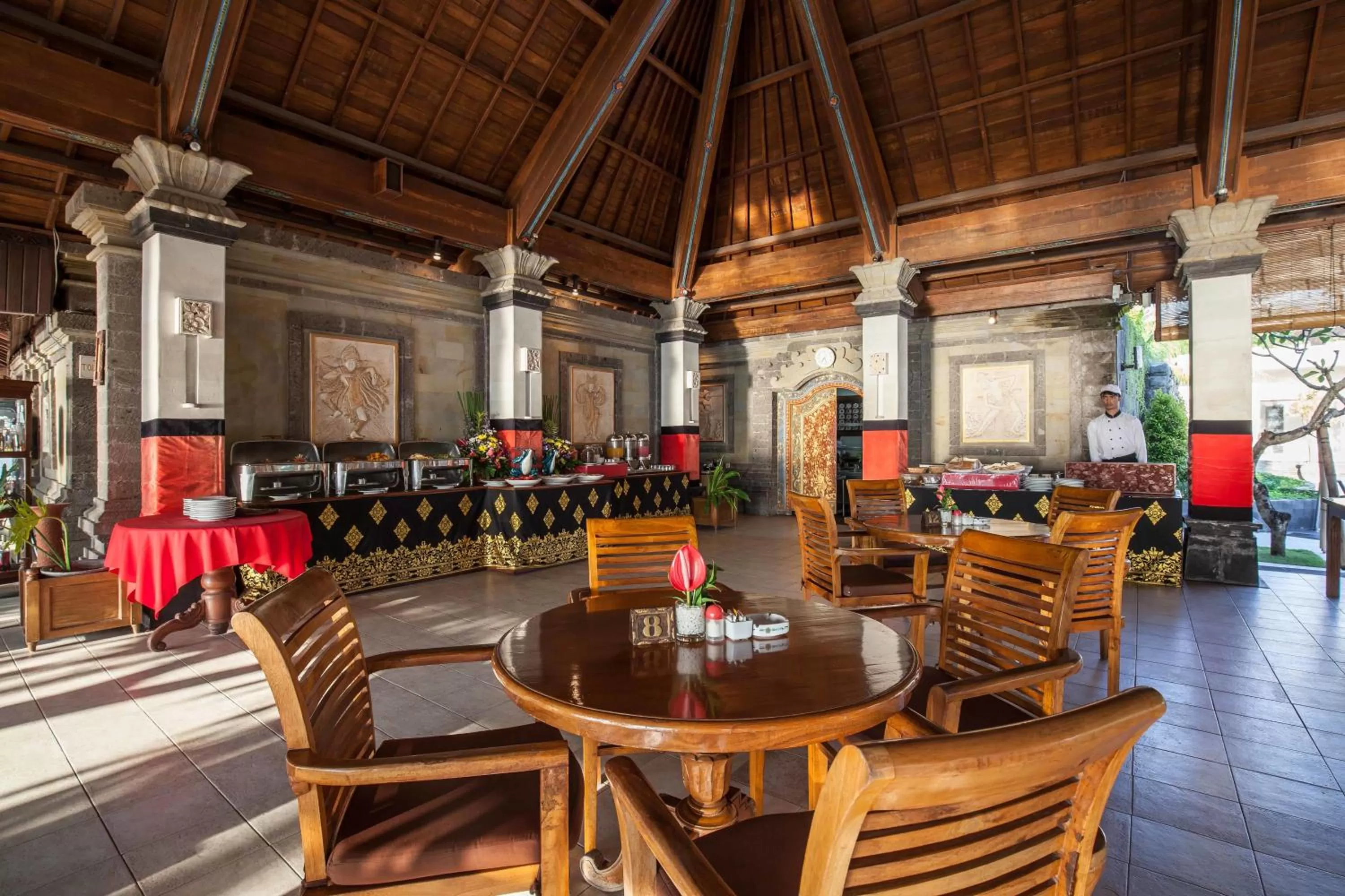 Restaurant/places to eat in Vila Shanti Beach Front Hotel Sanur