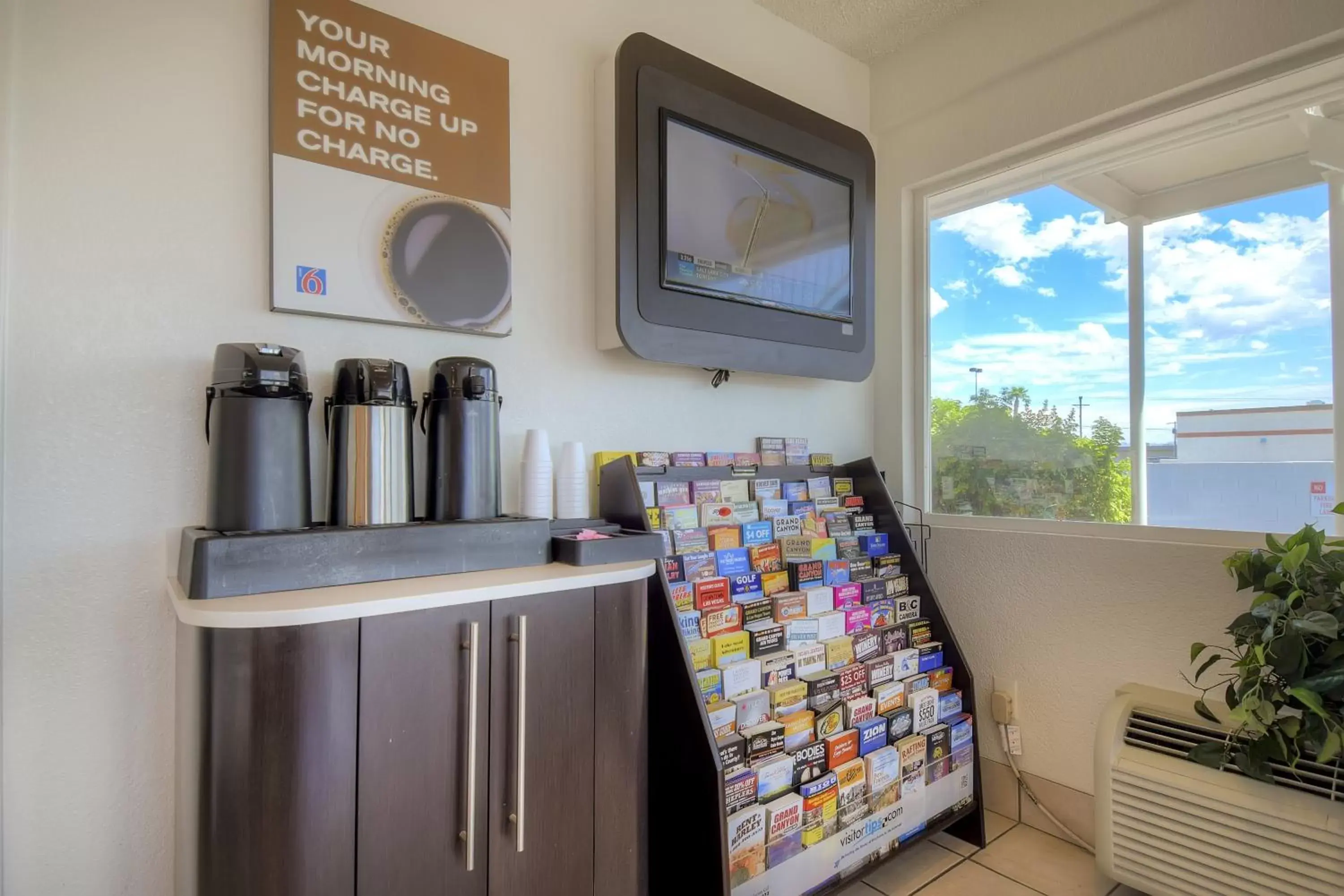 Coffee/tea facilities in Motel 6-Las Vegas, NV - Boulder Hwy