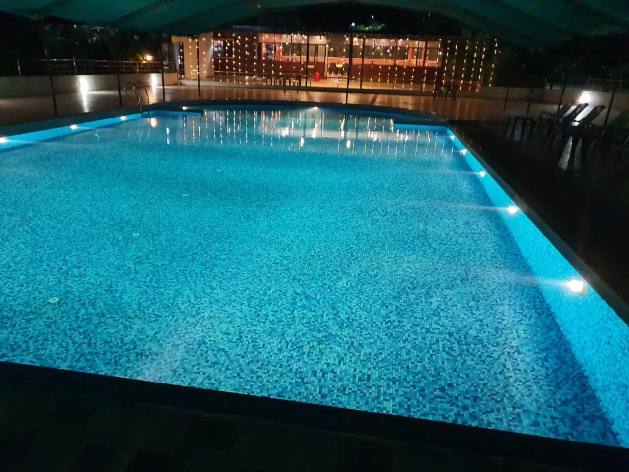 Swimming pool in Mango Valley Resort Ganpatipule