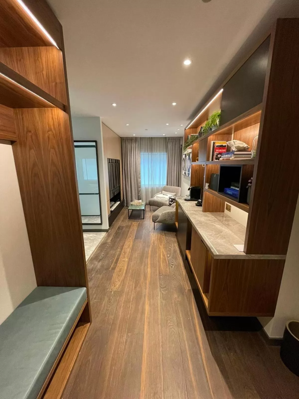 Living room, Bed in Middle Eight - Covent Garden - Preferred Hotels and Resorts