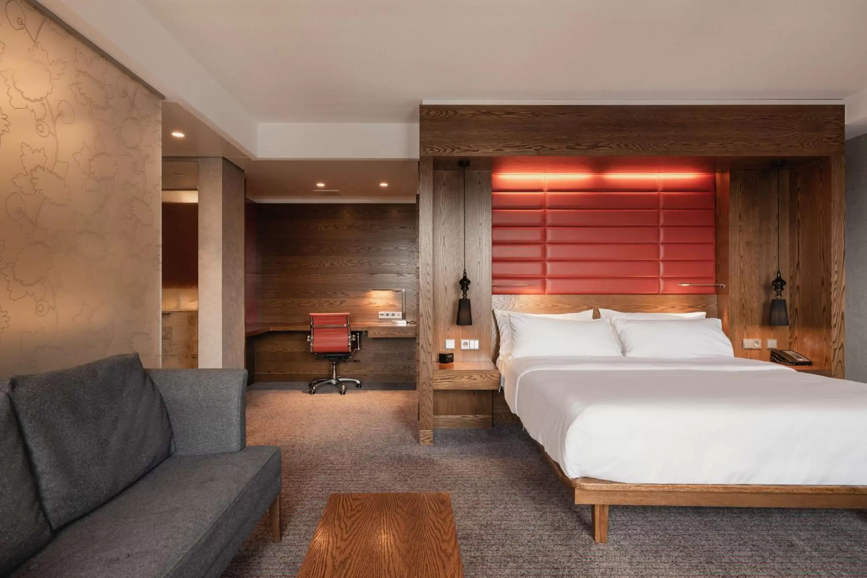 Bedroom, Bed in Hilton The Hague Bedroom, Bed in Hilton The Hague