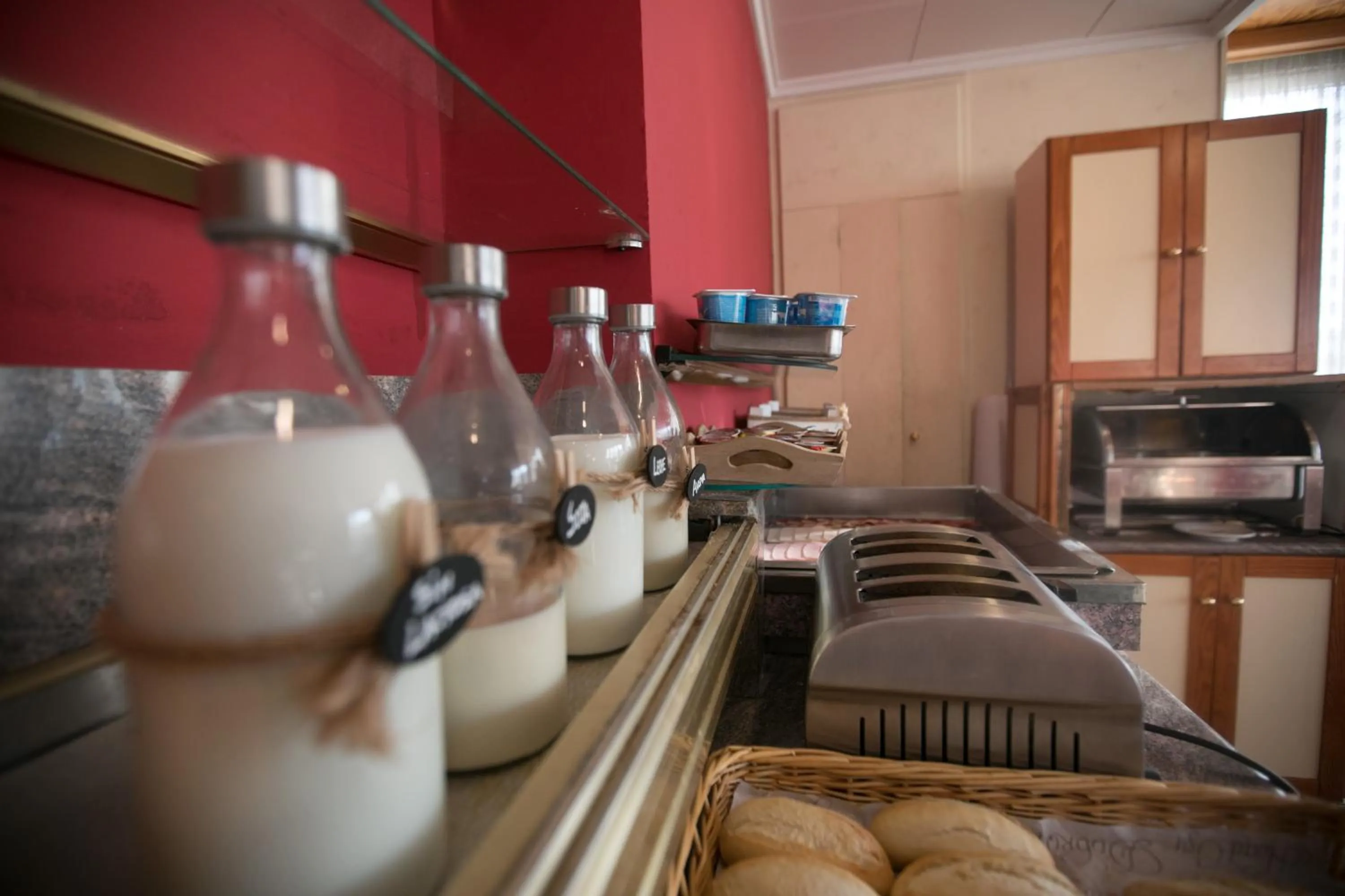 Restaurant/places to eat in Hotel Reconquista