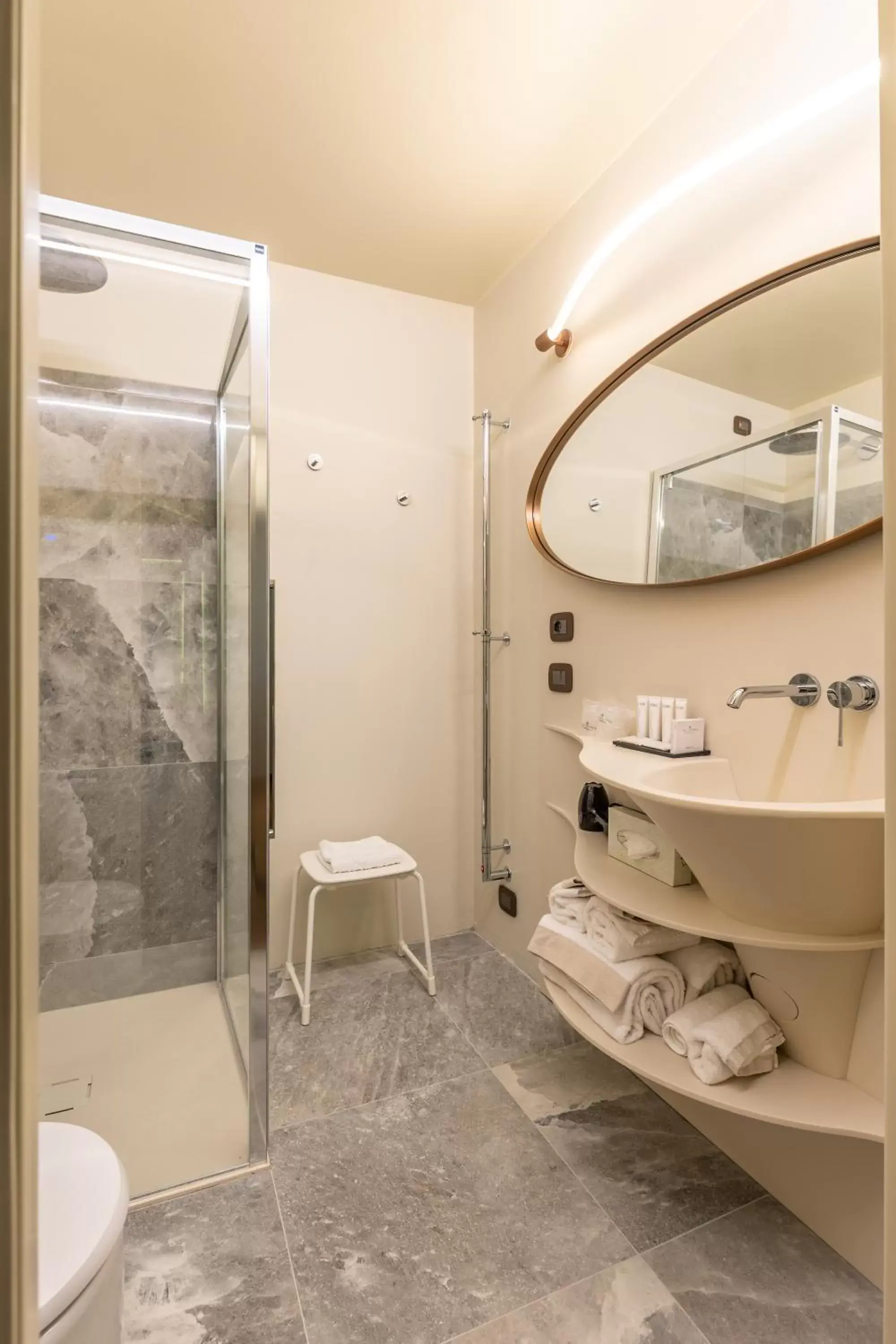 Bathroom in Hotel Ariston