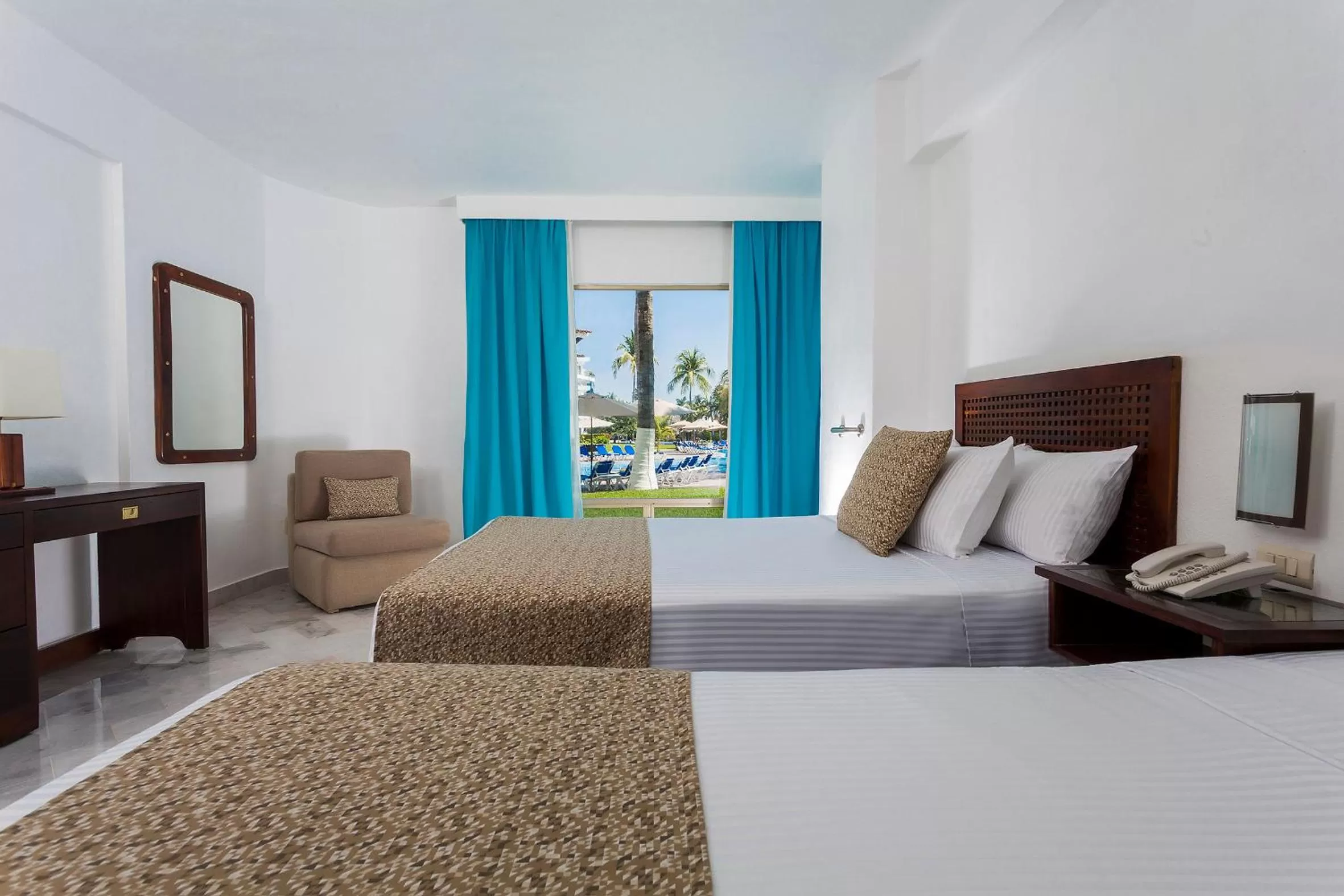 Seating area, Bed in Vamar Vallarta All Inclusive Marina & Beach Resort