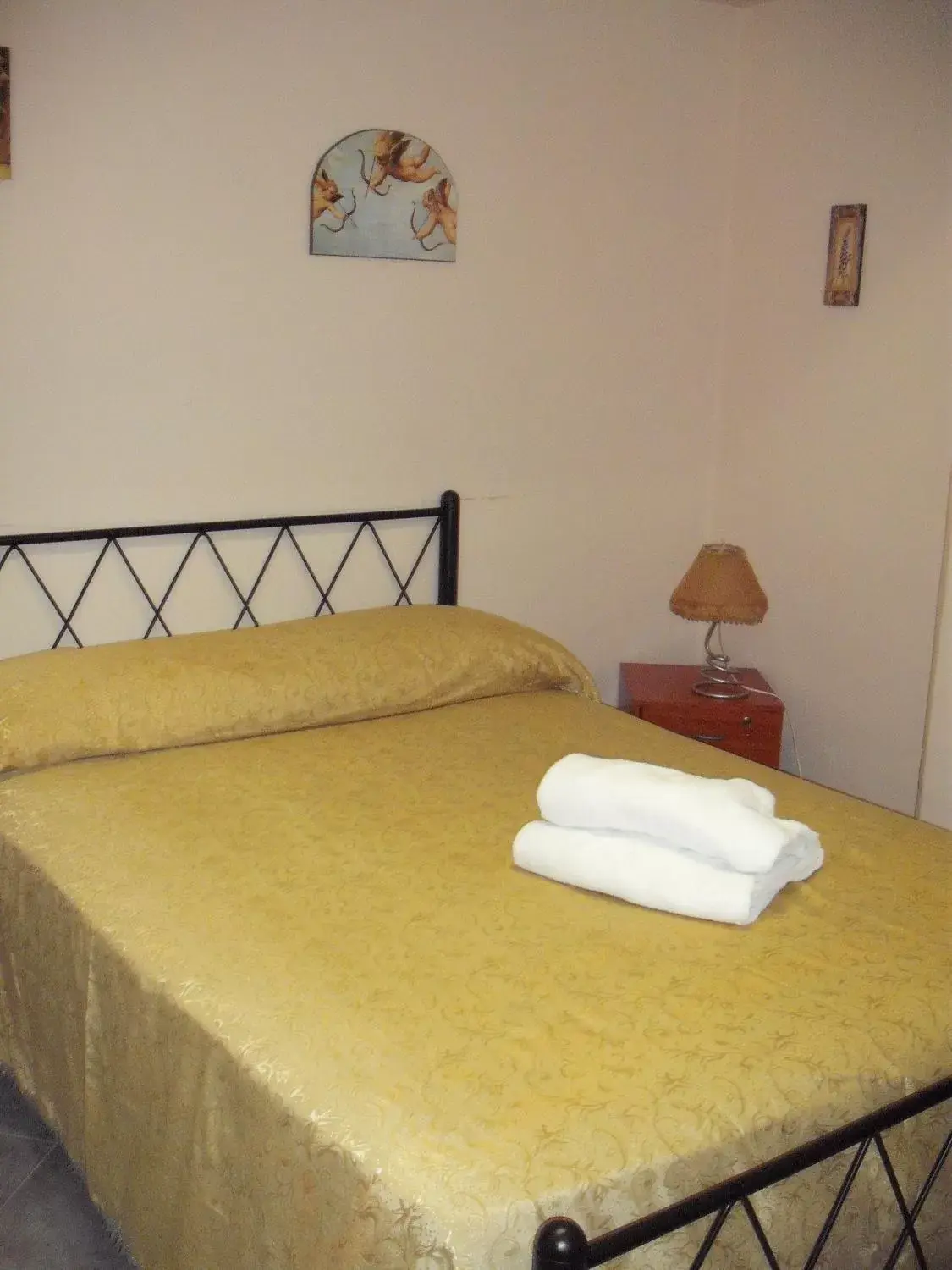 Bedroom, Bed in Hotel Alloggio Del Conte
