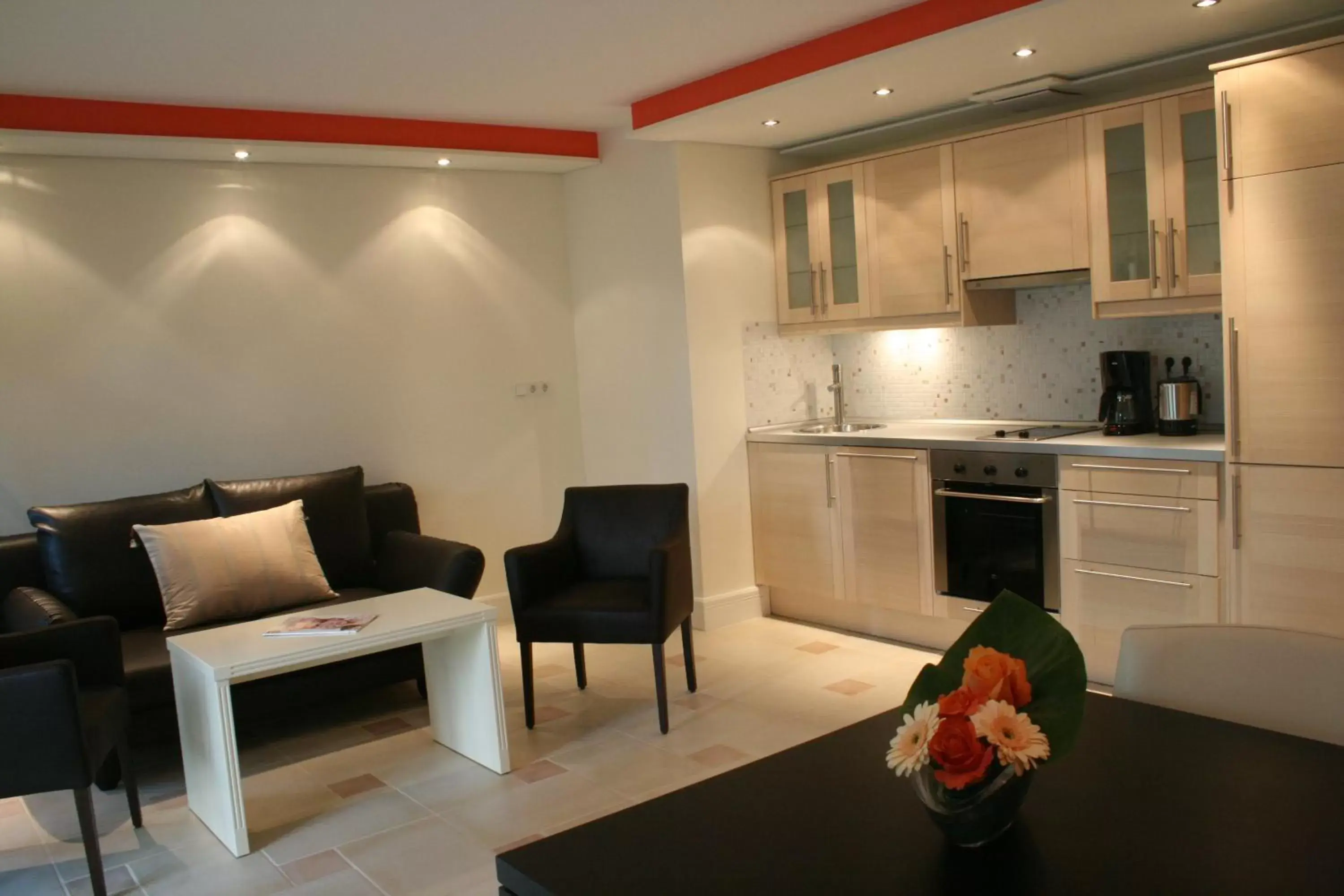 Kitchen or kitchenette, Seating Area in Boutiquehotel La Casa