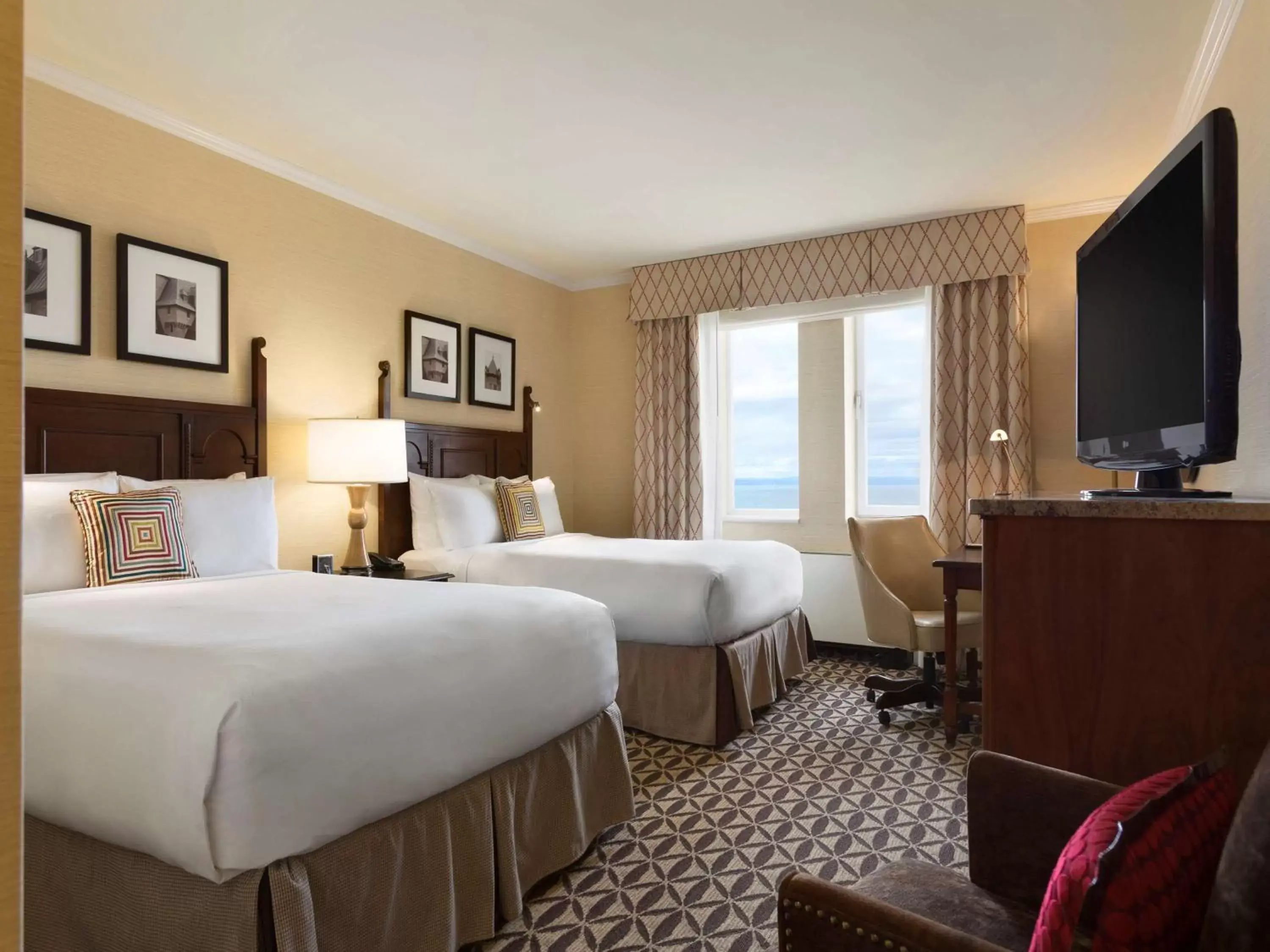 Bedroom in Fairmont Le Manoir Richelieu