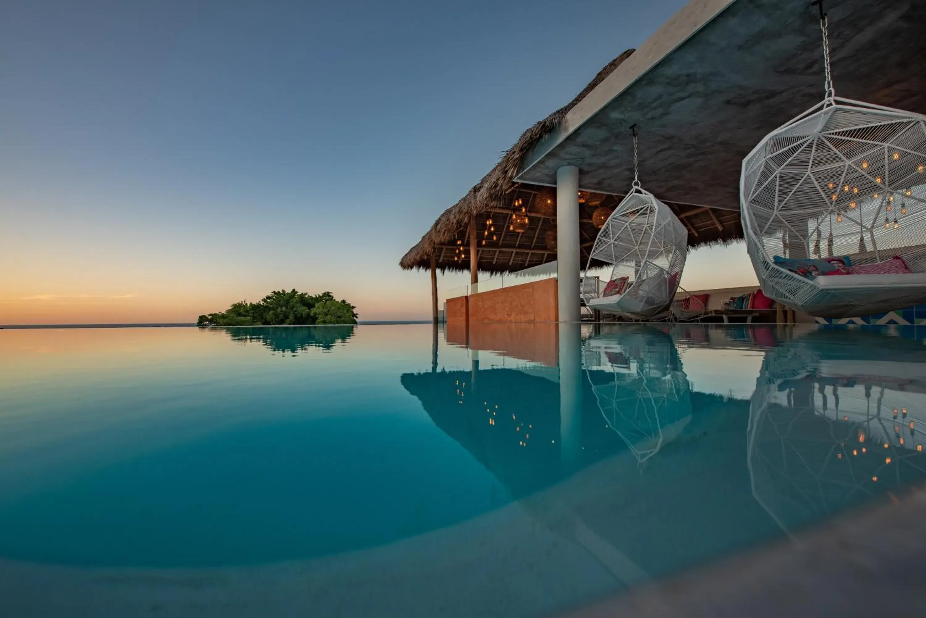 Swimming Pool in Sayulinda Hotel