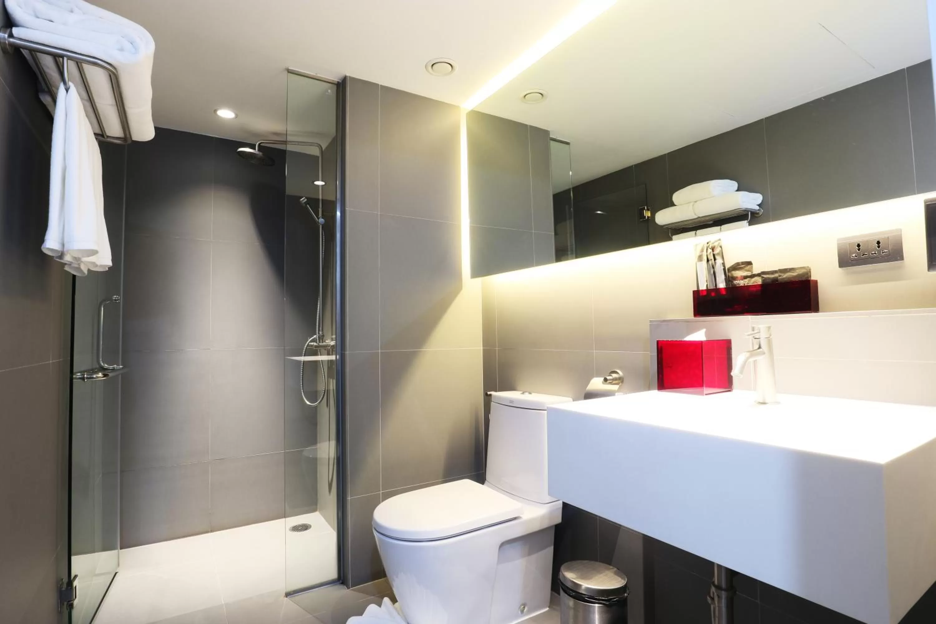 Shower in Galleria 12 Sukhumvit Bangkok by Compass Hospitality