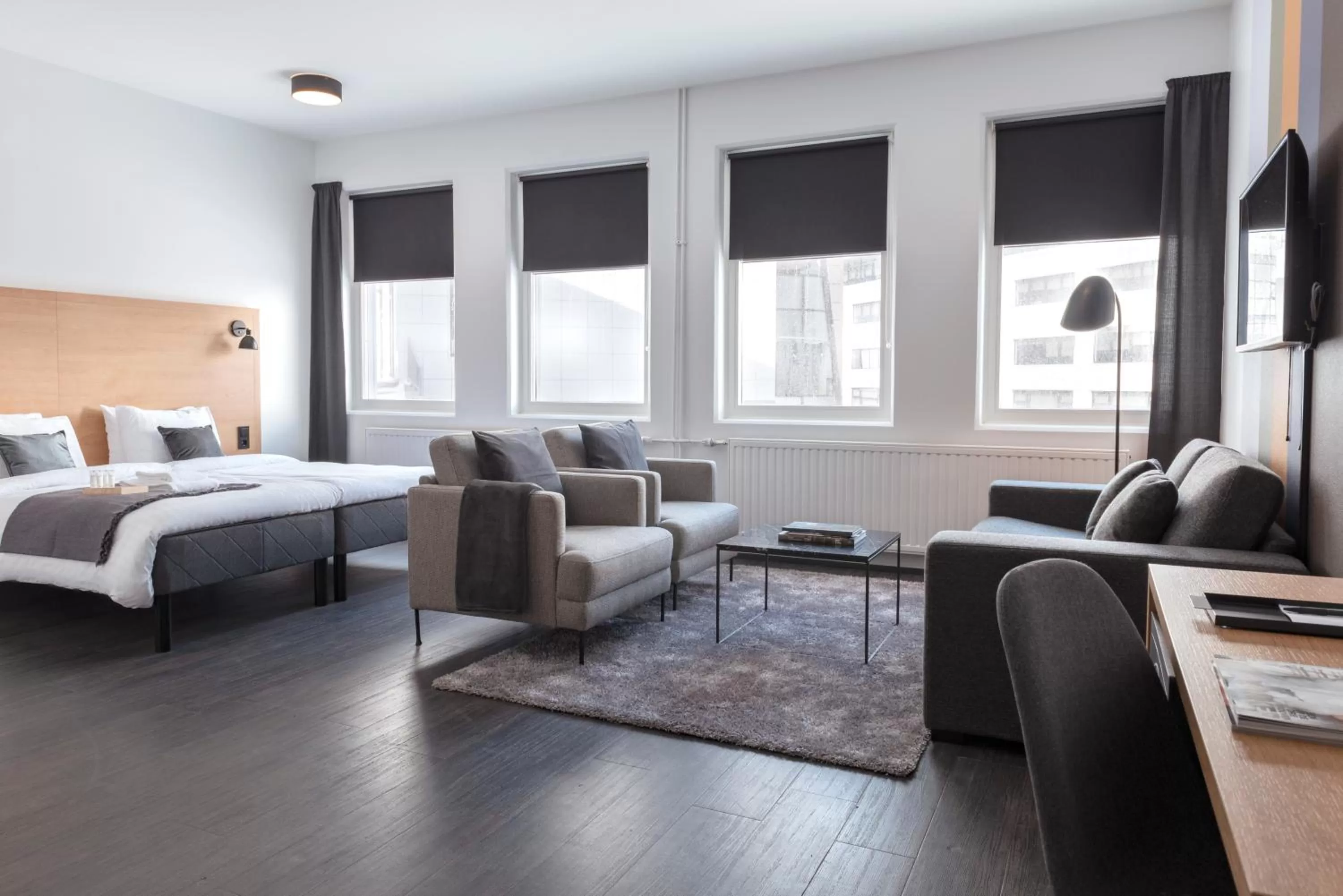 Spring, Bed in 201 Hotel