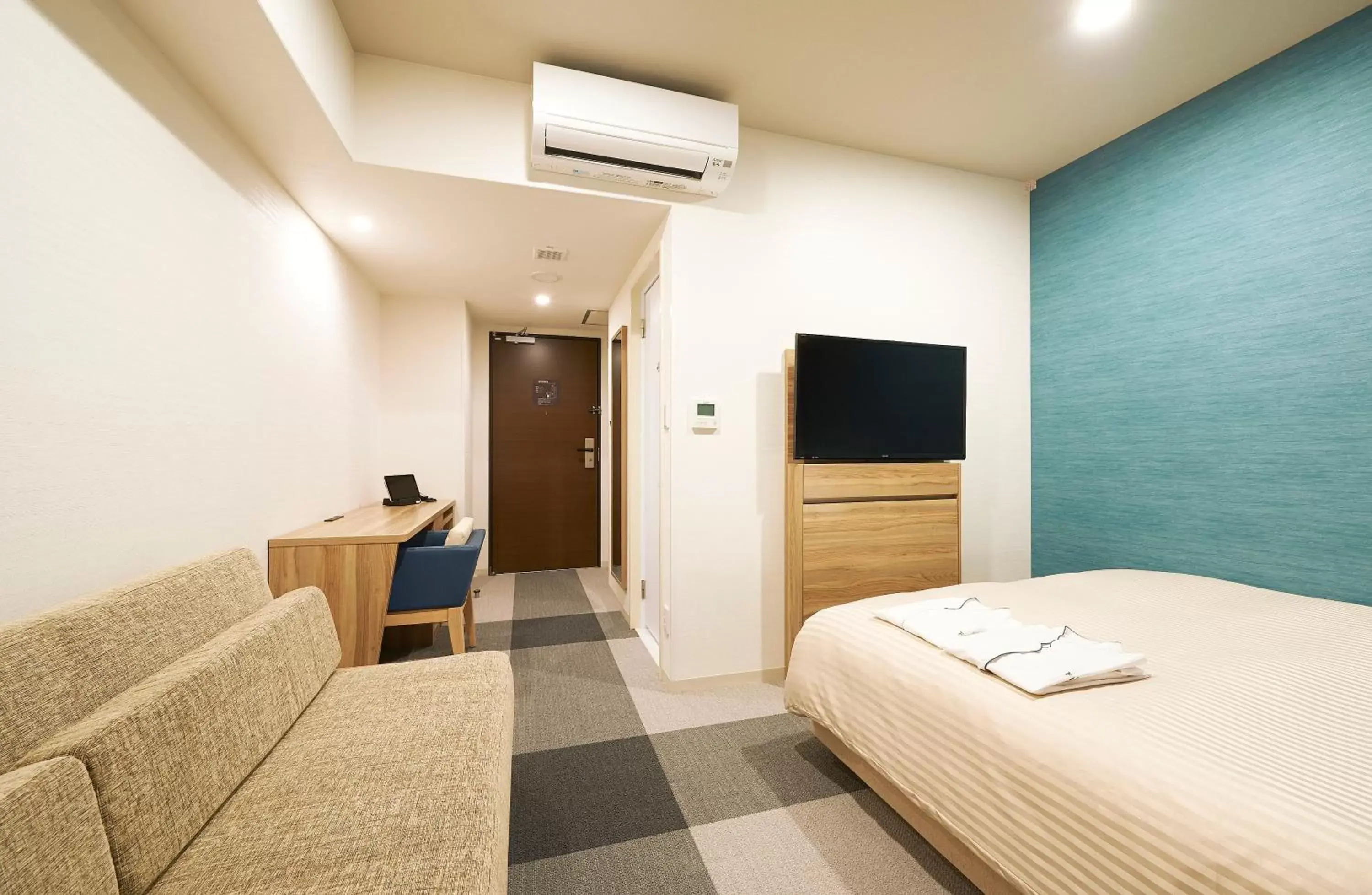 Bed in Sotetsu Fresa Inn Osaka Shinsaibashi Bed in Sotetsu Fresa Inn Osaka Shinsaibashi