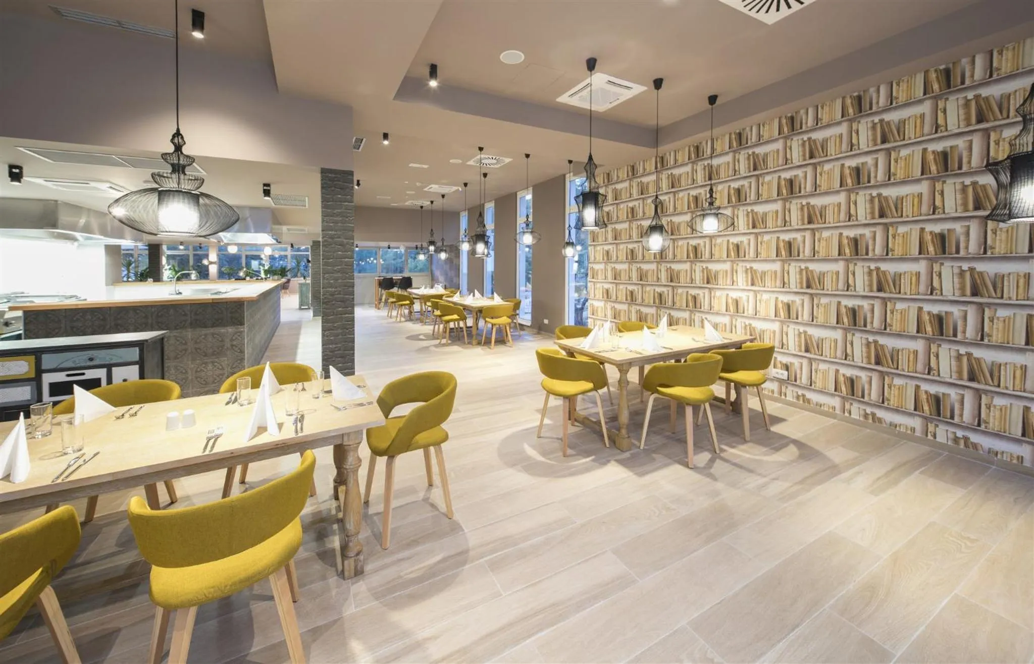 Restaurant/places to eat in Aminess Vival Port9 Resort