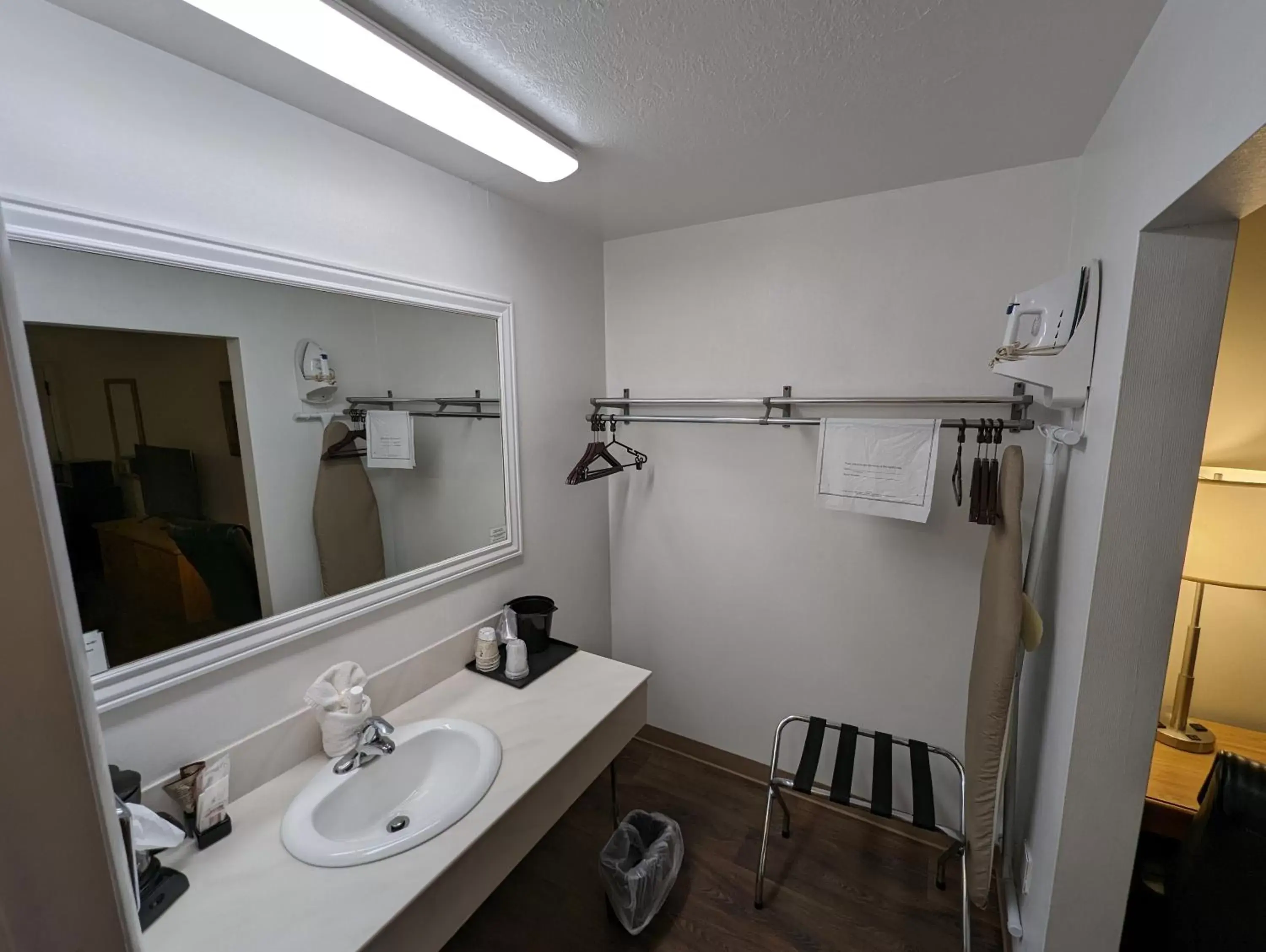 Bathroom in Henry's Fork Inn