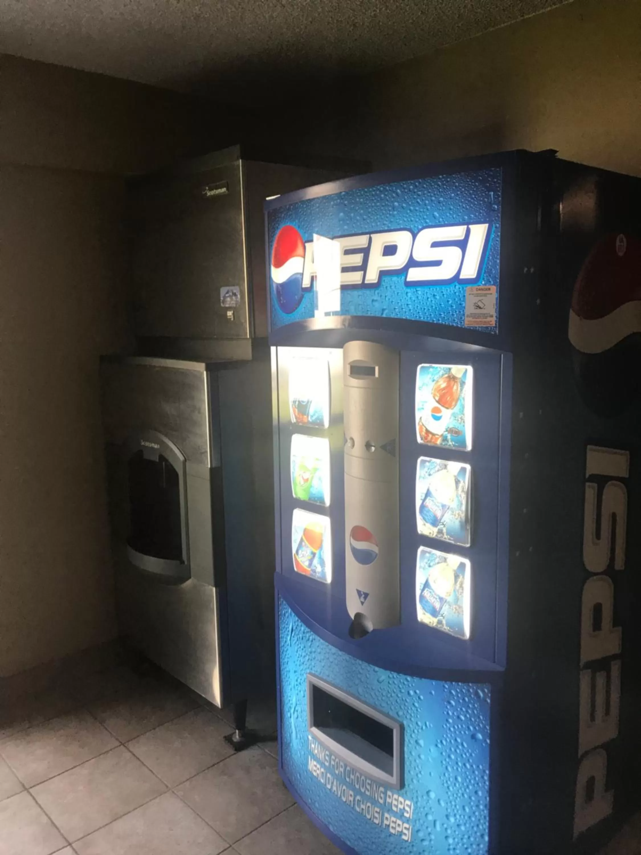 Area and facilities in Auberge Royal Versailles