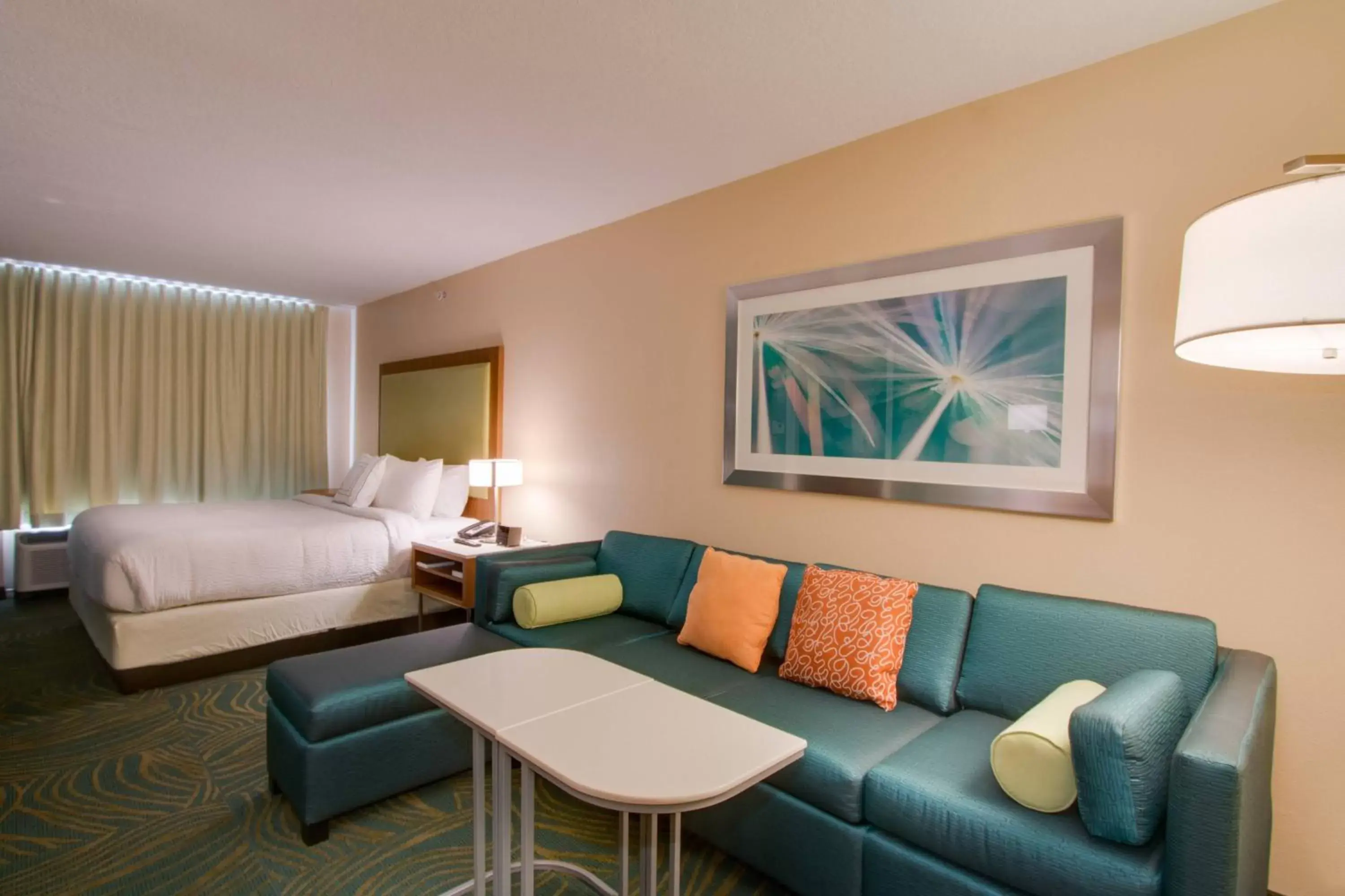 Living room, Seating Area in SpringHill Suites by Marriott Orlando Lake Buena Vista South