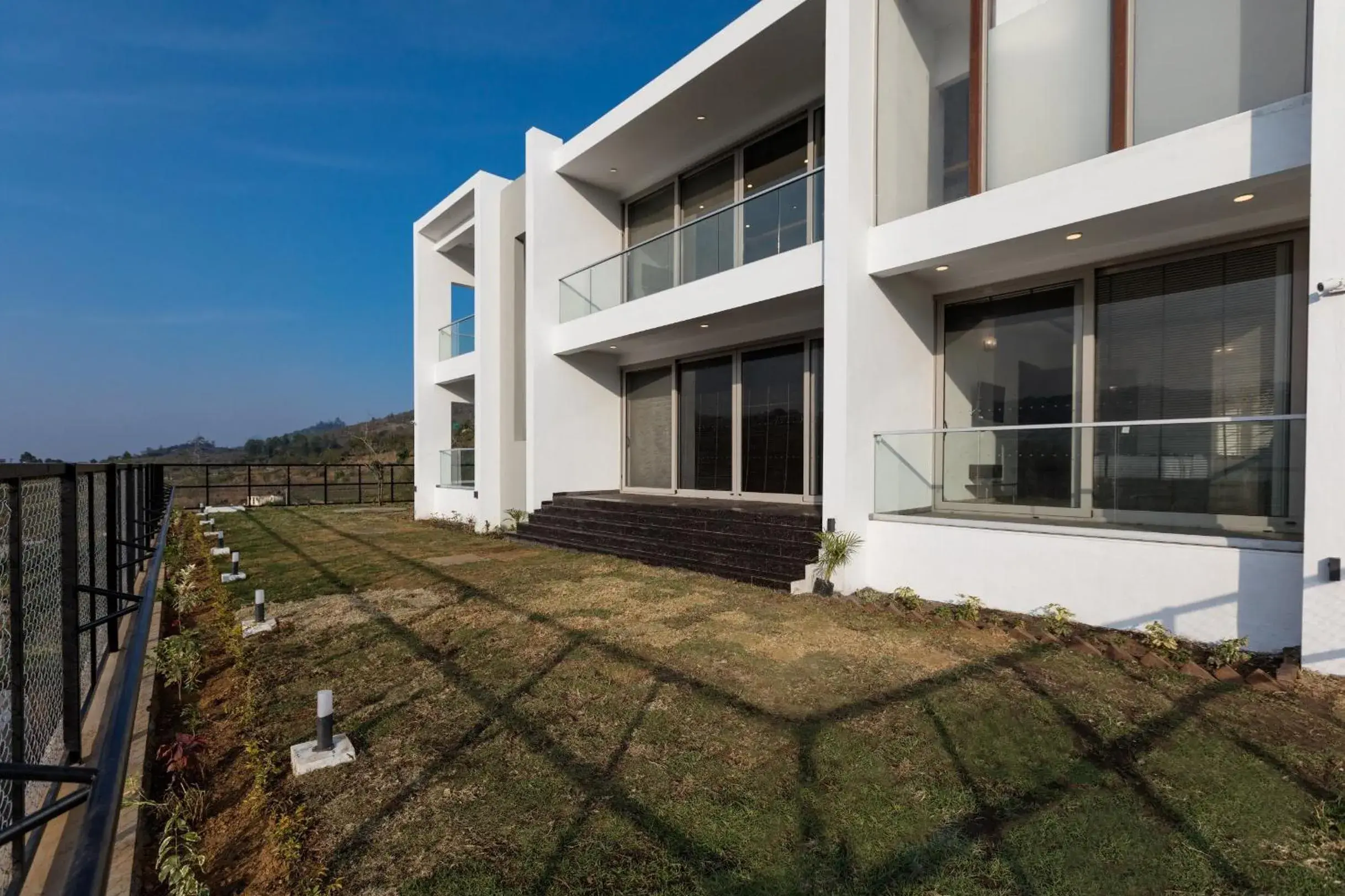 Property building in Silver Mist Property building in Silver Mist