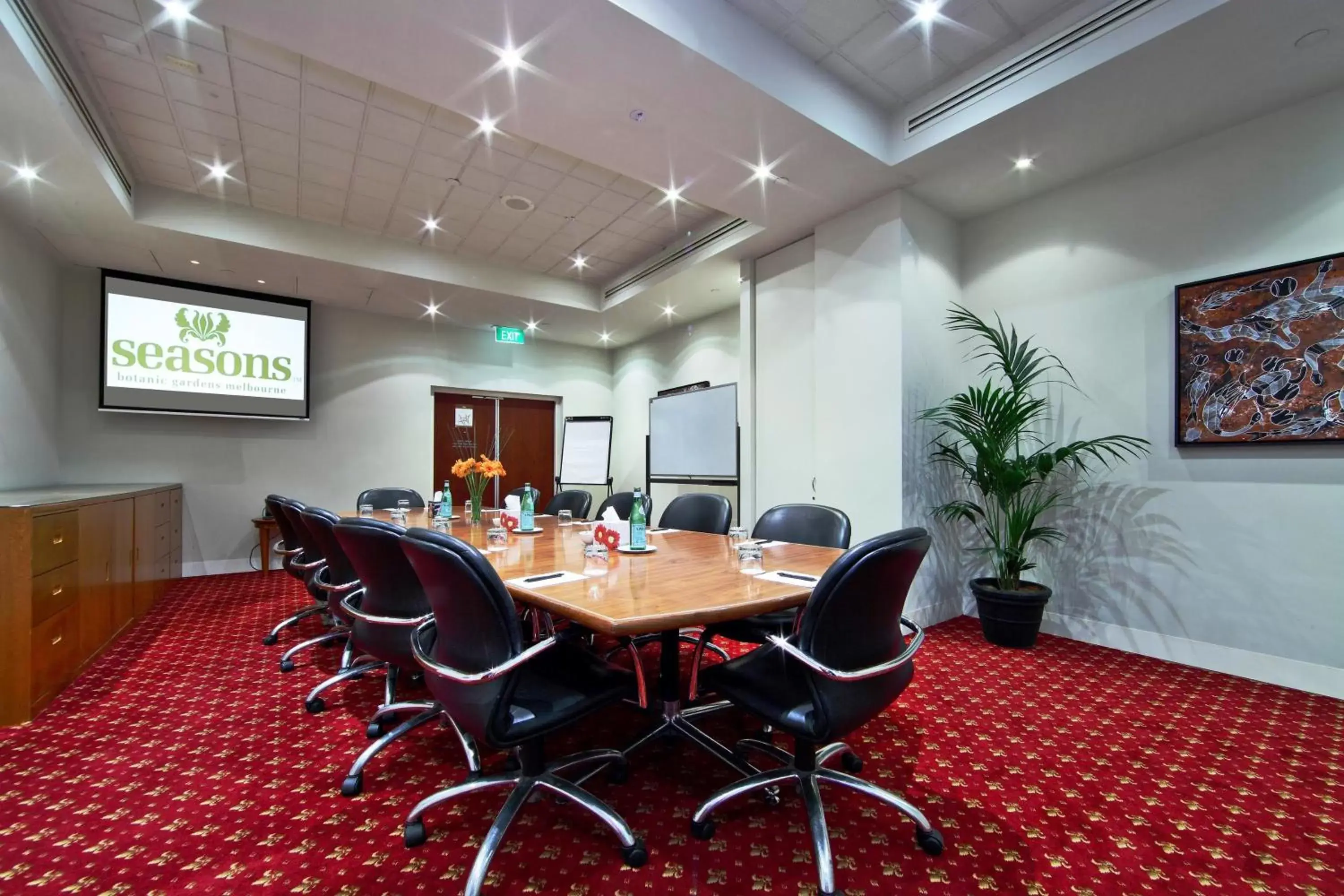 Business facilities in Seasons Botanic Gardens