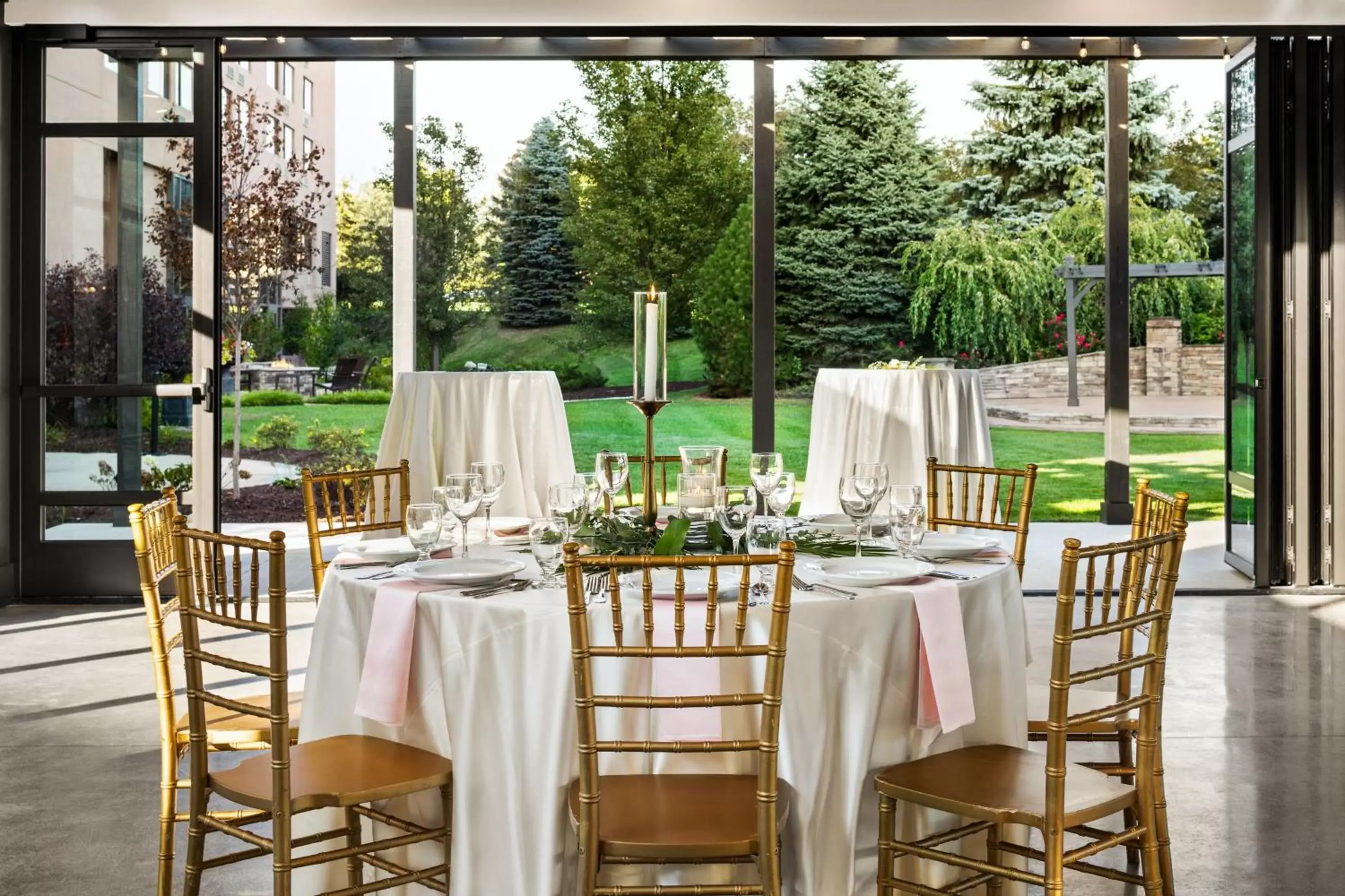 Meeting/conference room, Restaurant/Places to Eat in Ann Arbor Marriott Ypsilanti at Eagle Crest