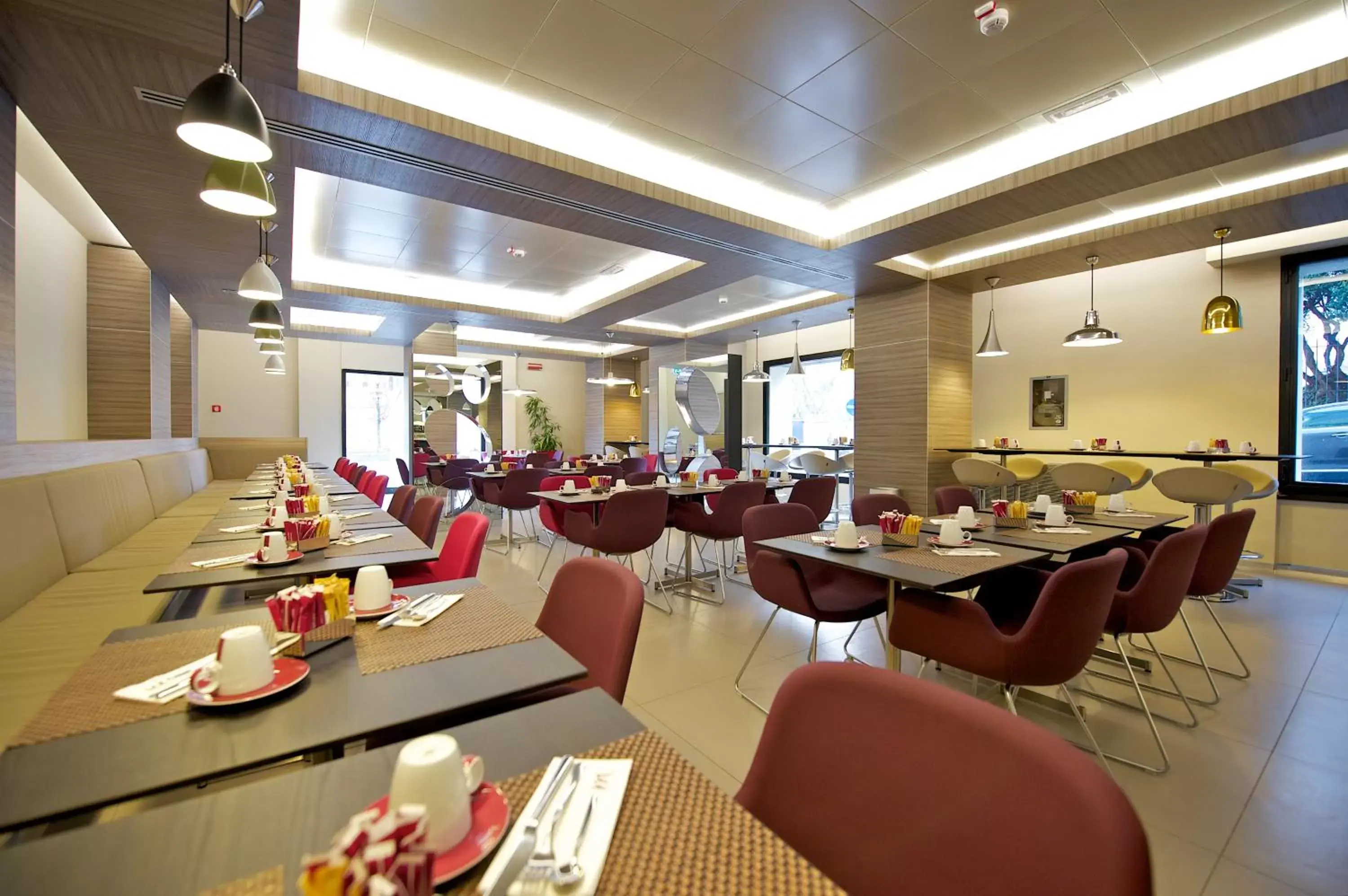 Restaurant/Places to Eat in Mercure Roma Centro Colosseo