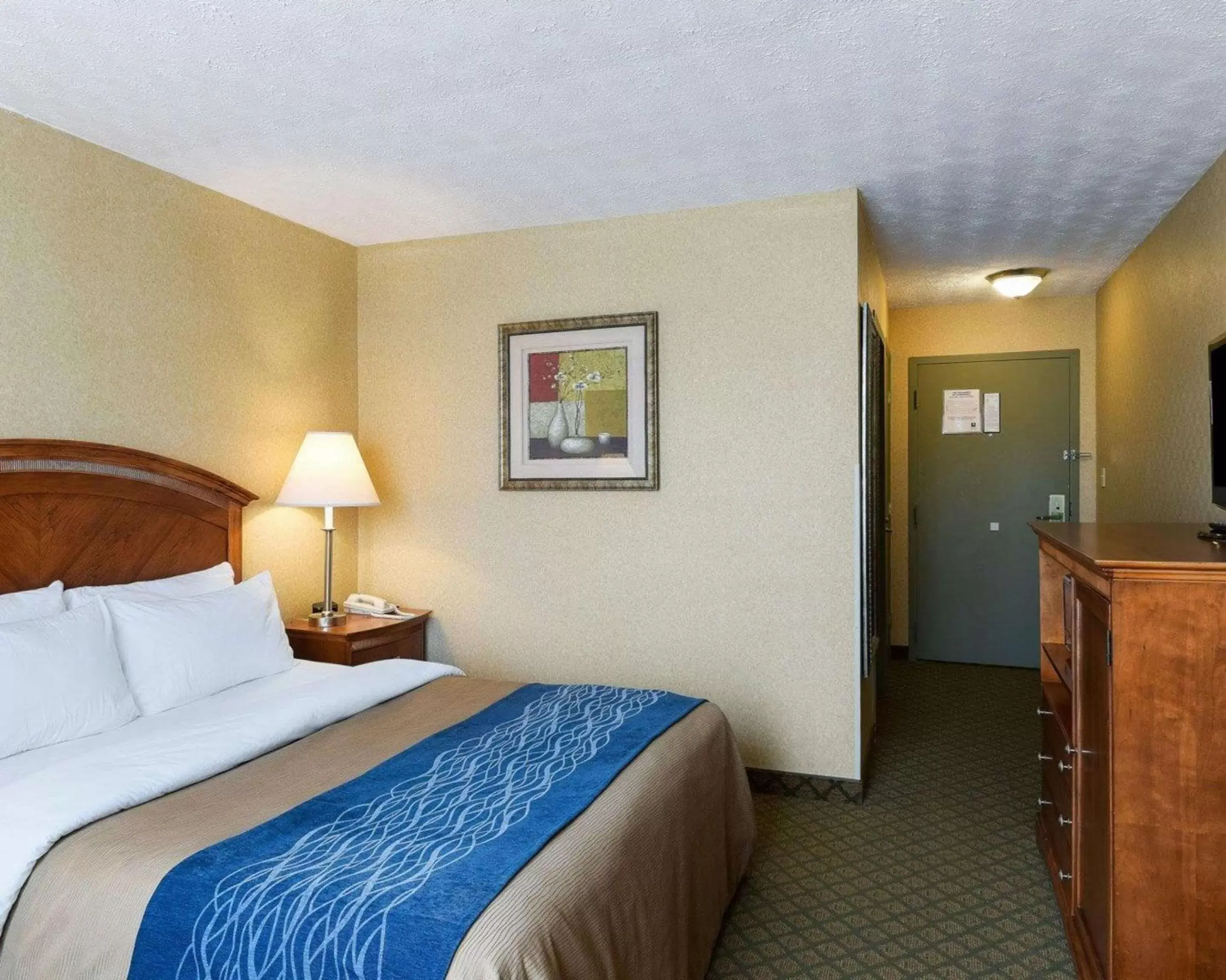 Photo of the whole room, Bed in Comfort Inn Grantsville-Deep Creek Lake