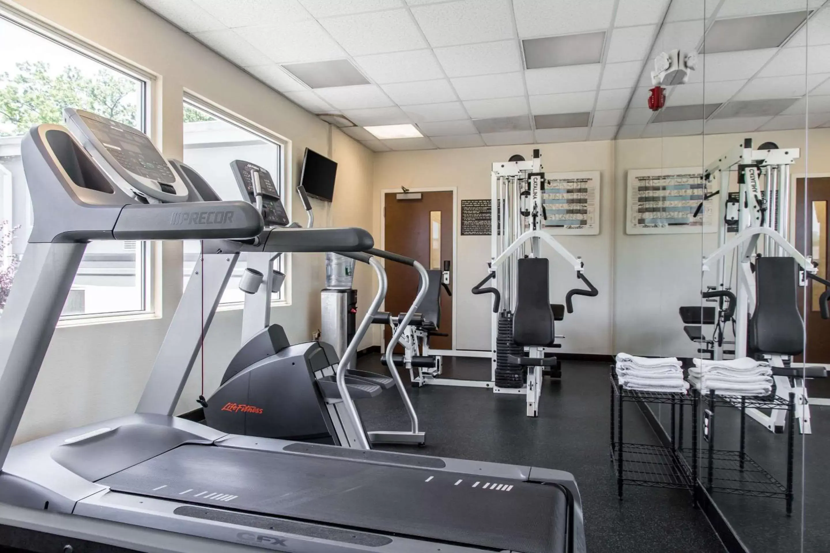 Fitness centre/facilities in Quality Inn & Suites Danbury near University Fitness centre/facilities in Quality Inn & Suites Danbury near University