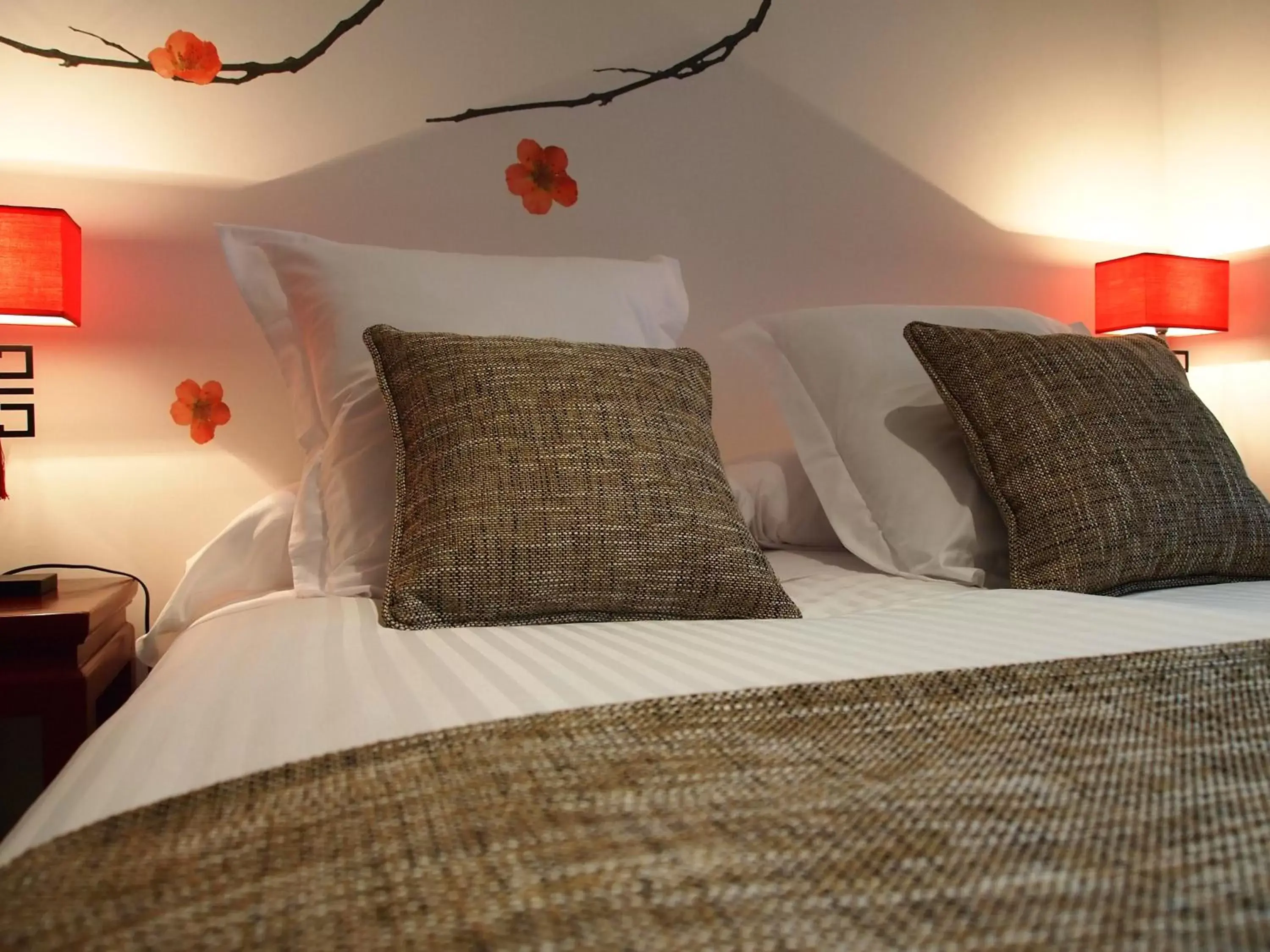 Bed in Le Petit Boutique Hotel