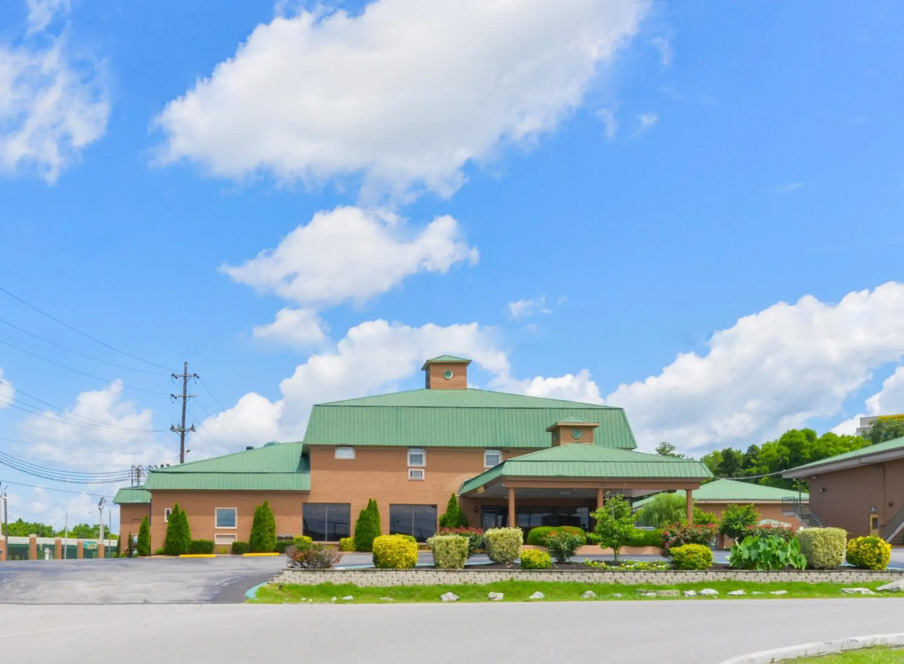 Facade/entrance, Property Building in Americas Best Value Inn-Goodlettsville/N. Nashville