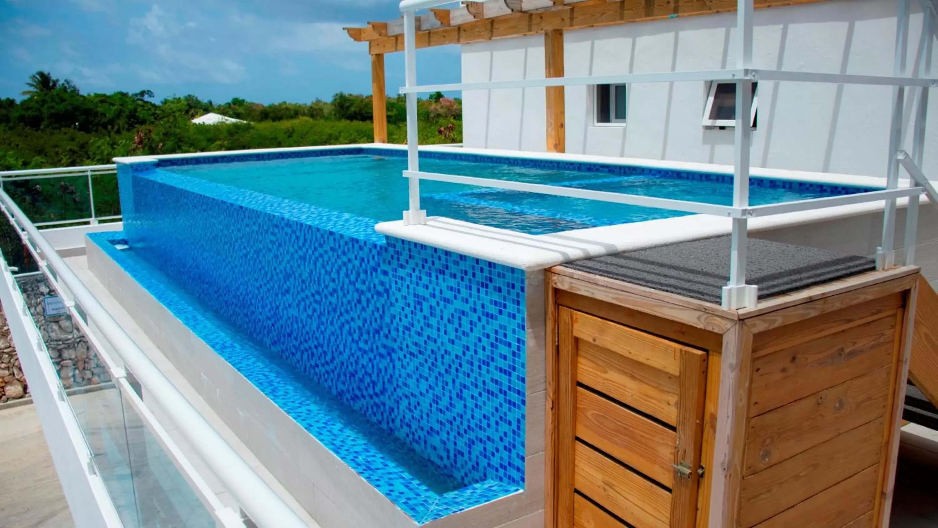 Swimming Pool in Hotel Capriccio Mare y Restaurante