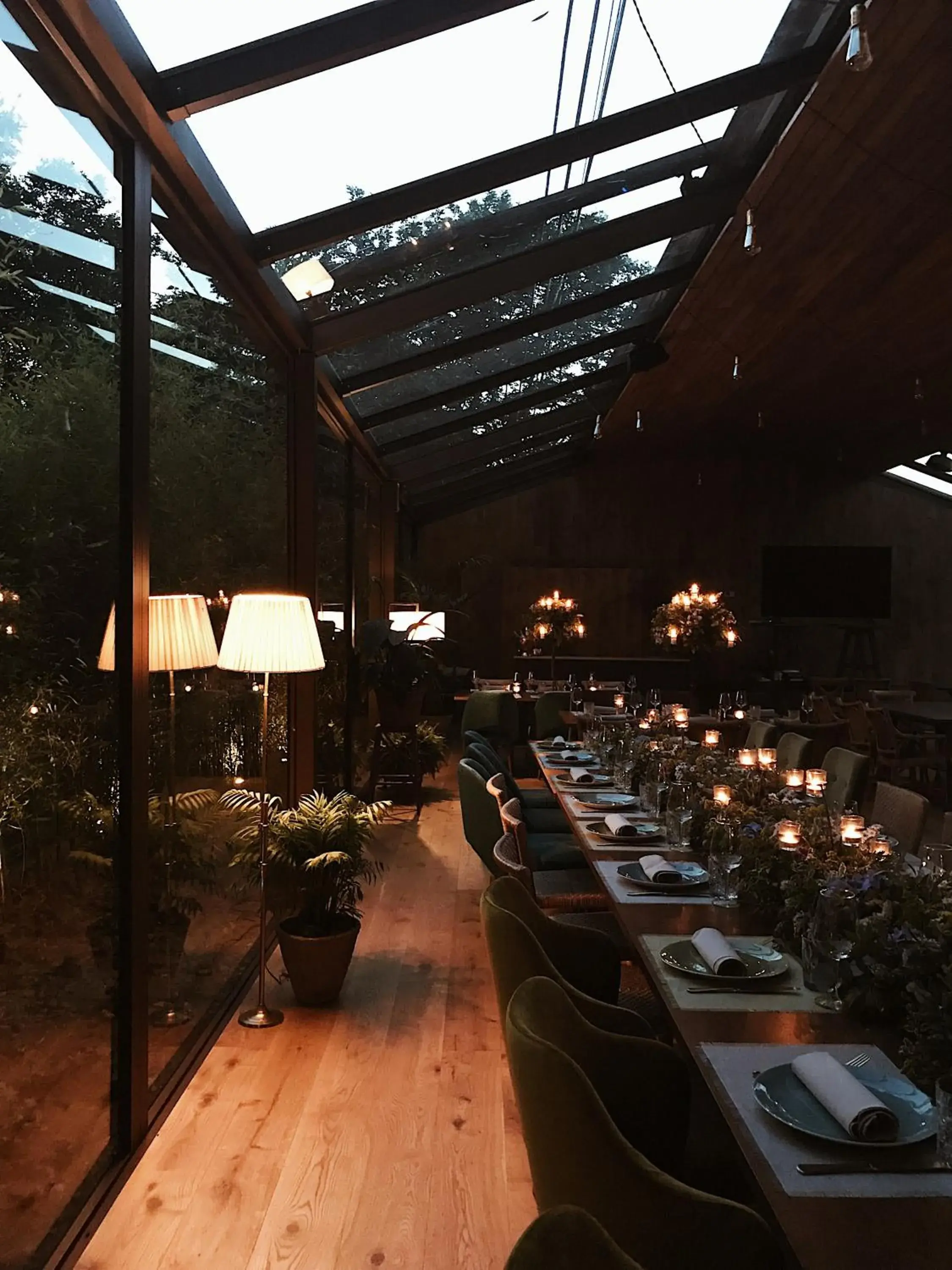 Restaurant/Places to Eat in Eco Hotel Nos