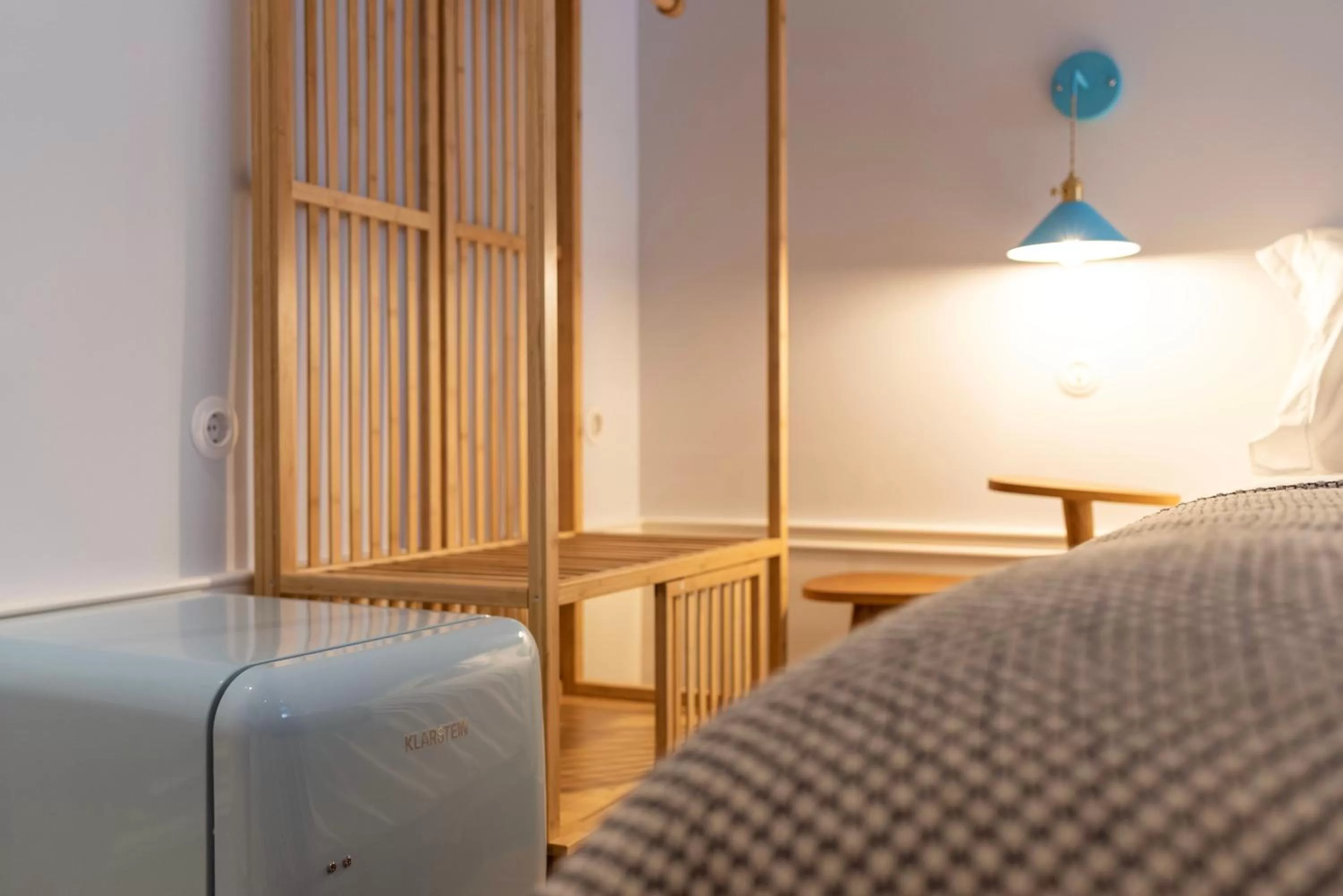 Photo of the whole room, Bed in Blau 1911