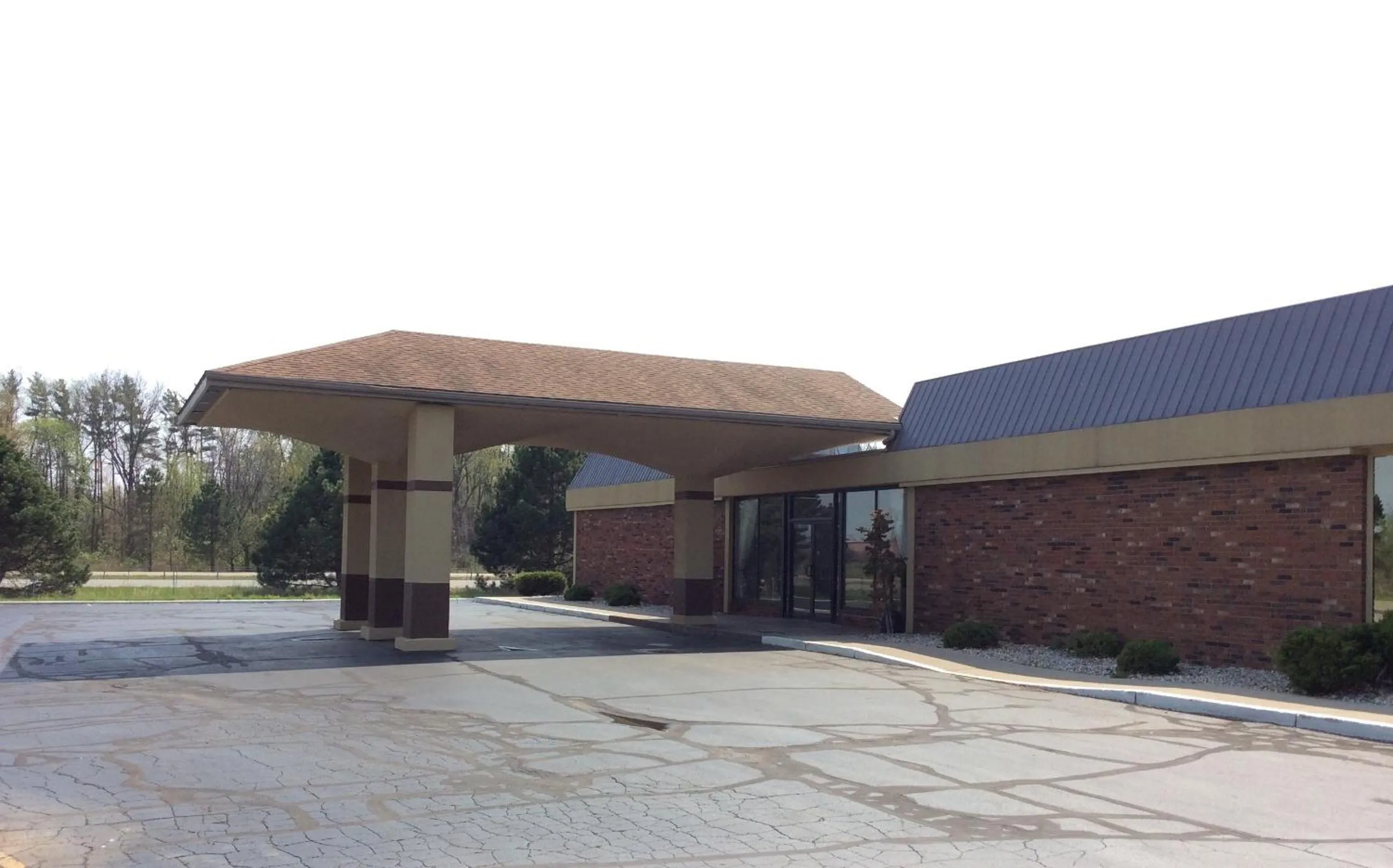 Property building in Days Inn by Wyndham Albion