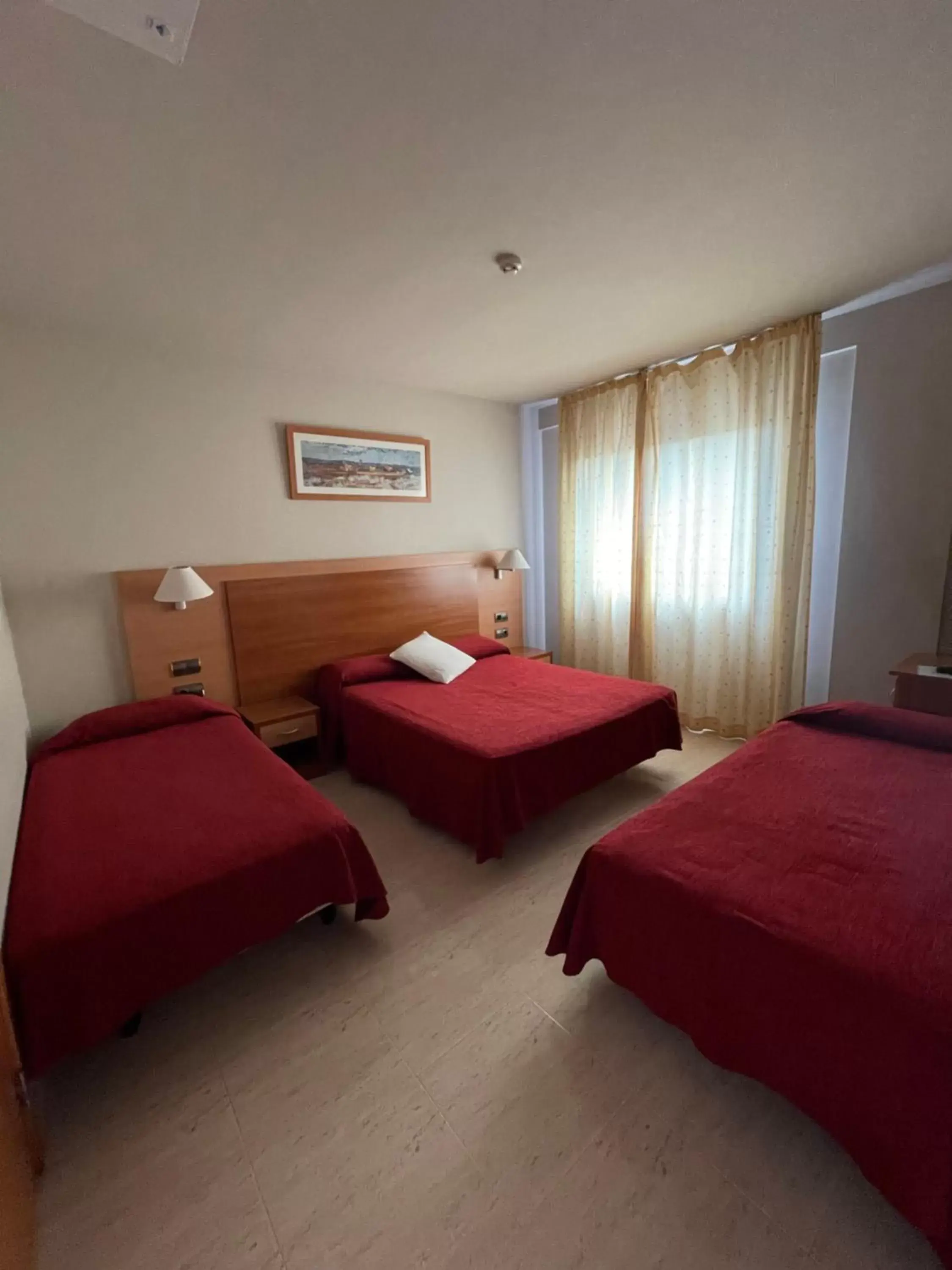 Bed in Hotel Sant Celoni