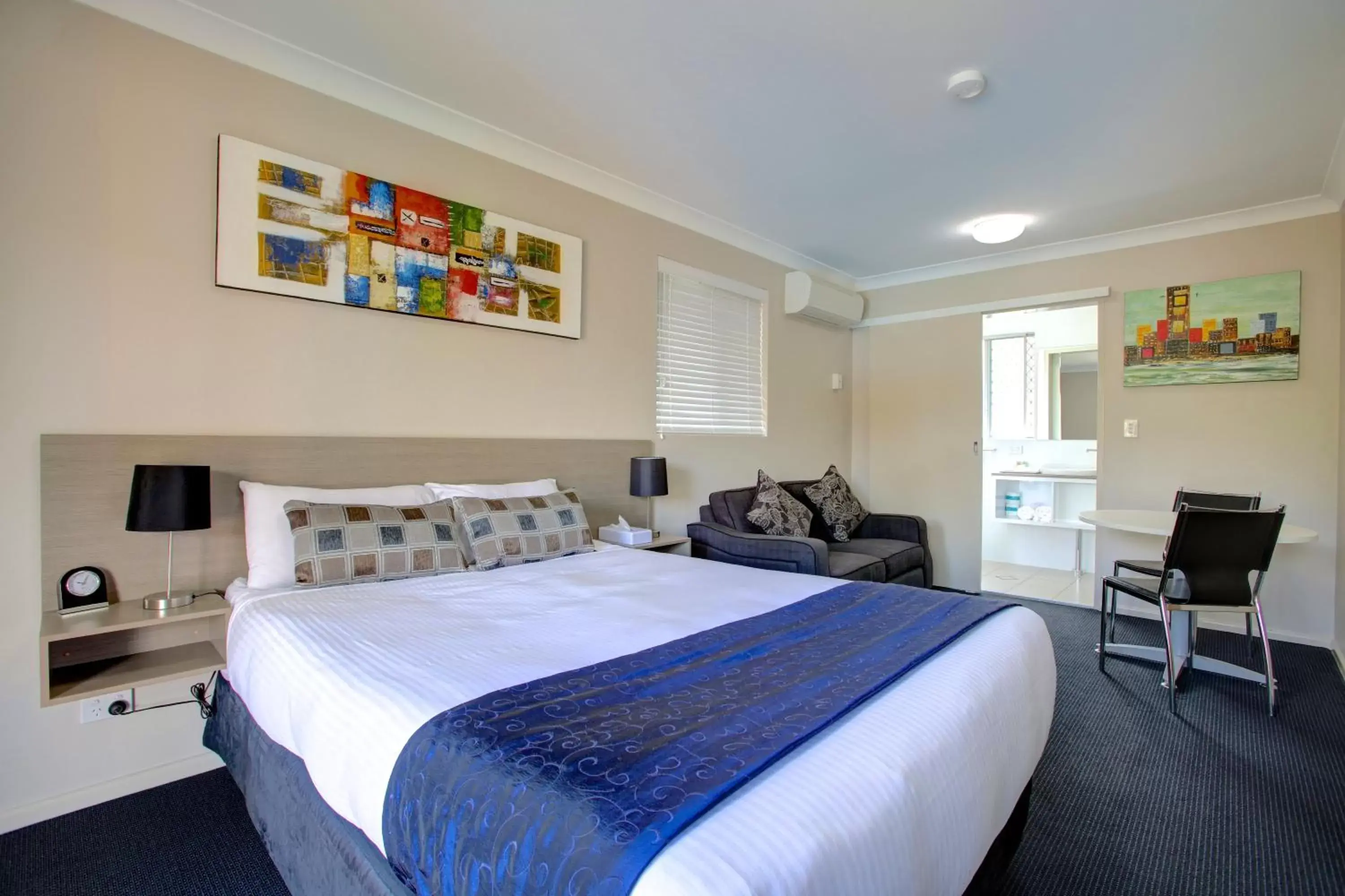 Photo of the whole room, Bed in Beachpark Apartments Coffs Harbour