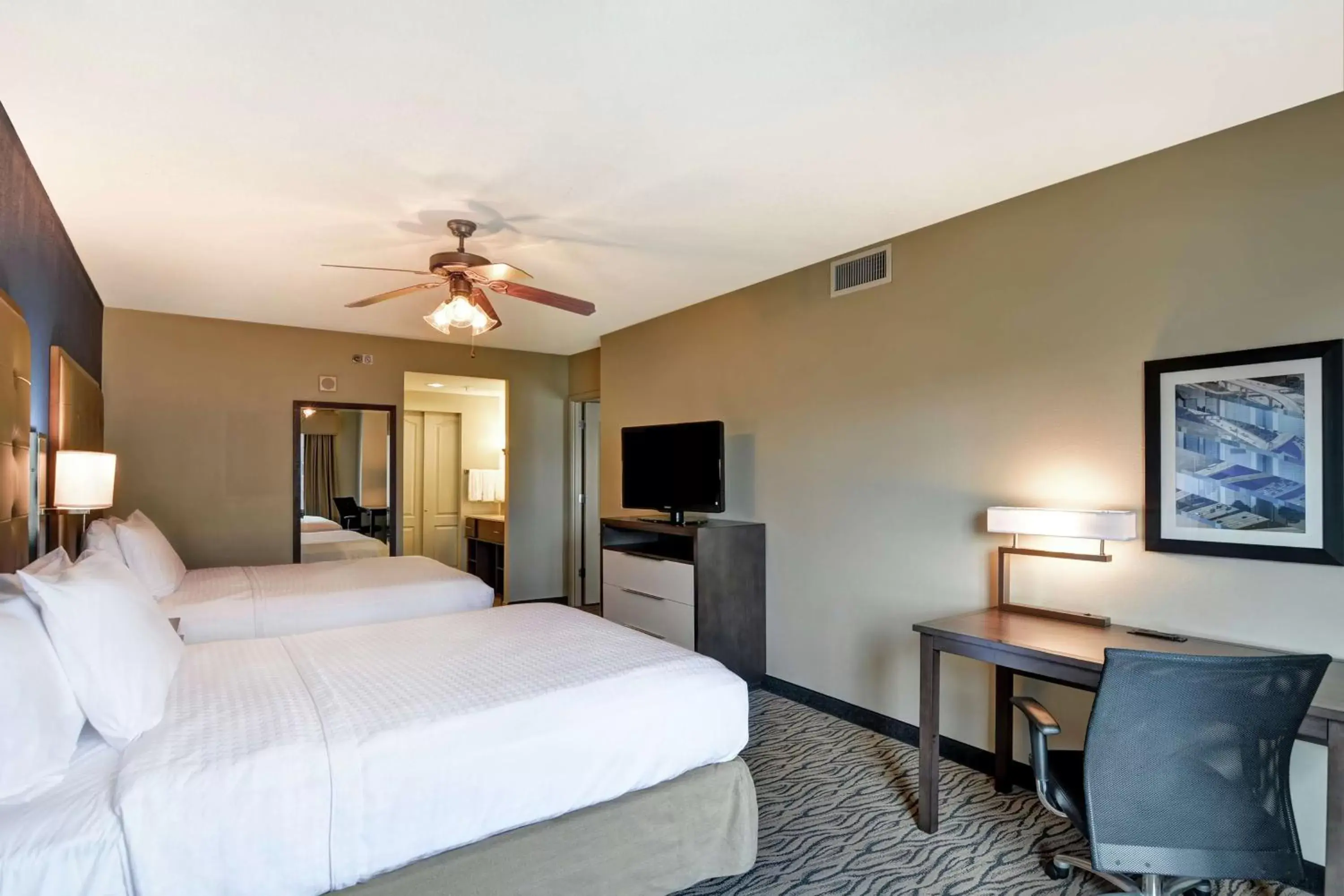 Bedroom, Bed in Homewood Suites by Hilton Houston Near the Galleria