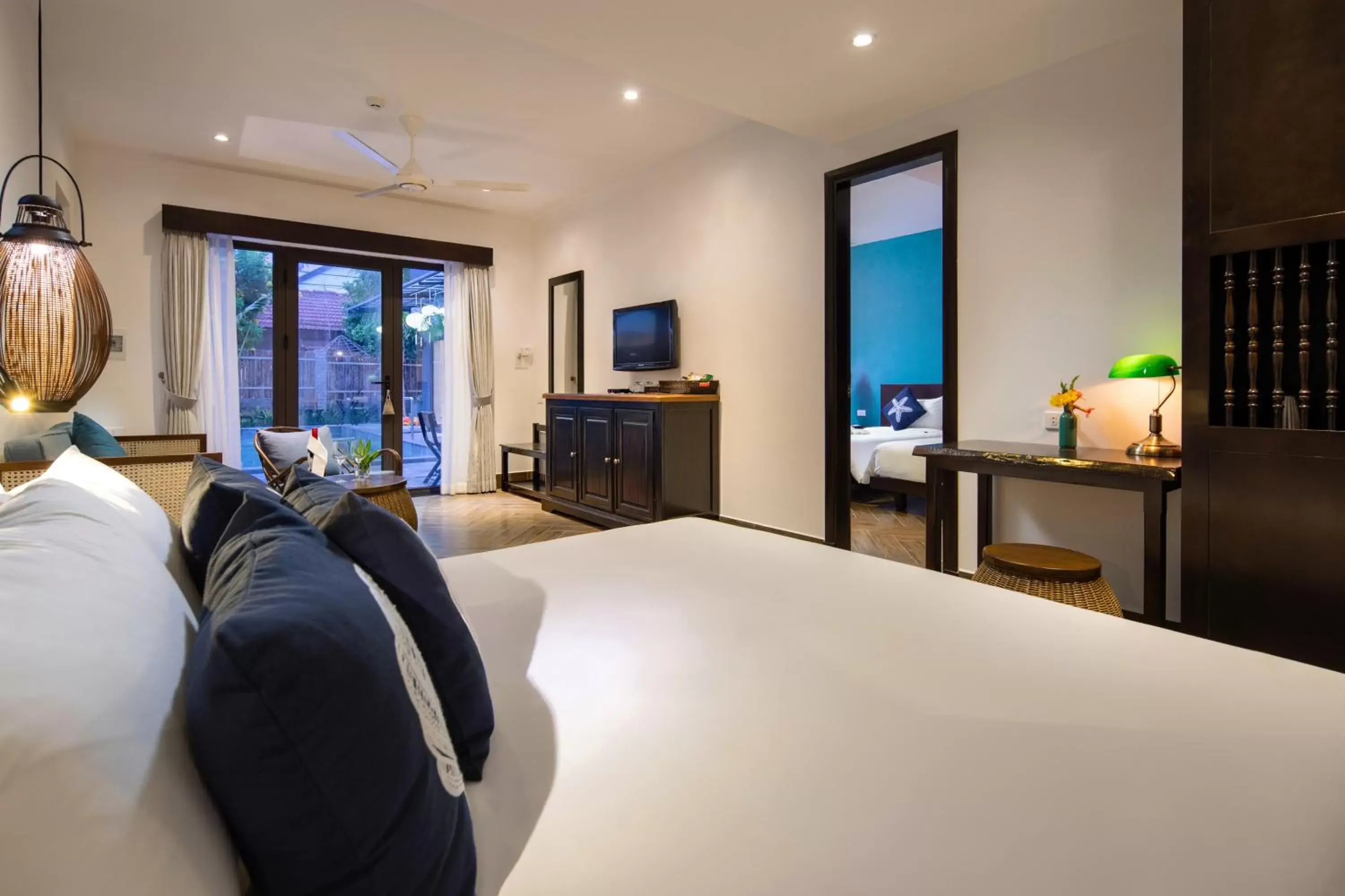 Photo of the whole room, Bed in The Blue Alcove Hotel Photo of the whole room, Bed in The Blue Alcove Hotel