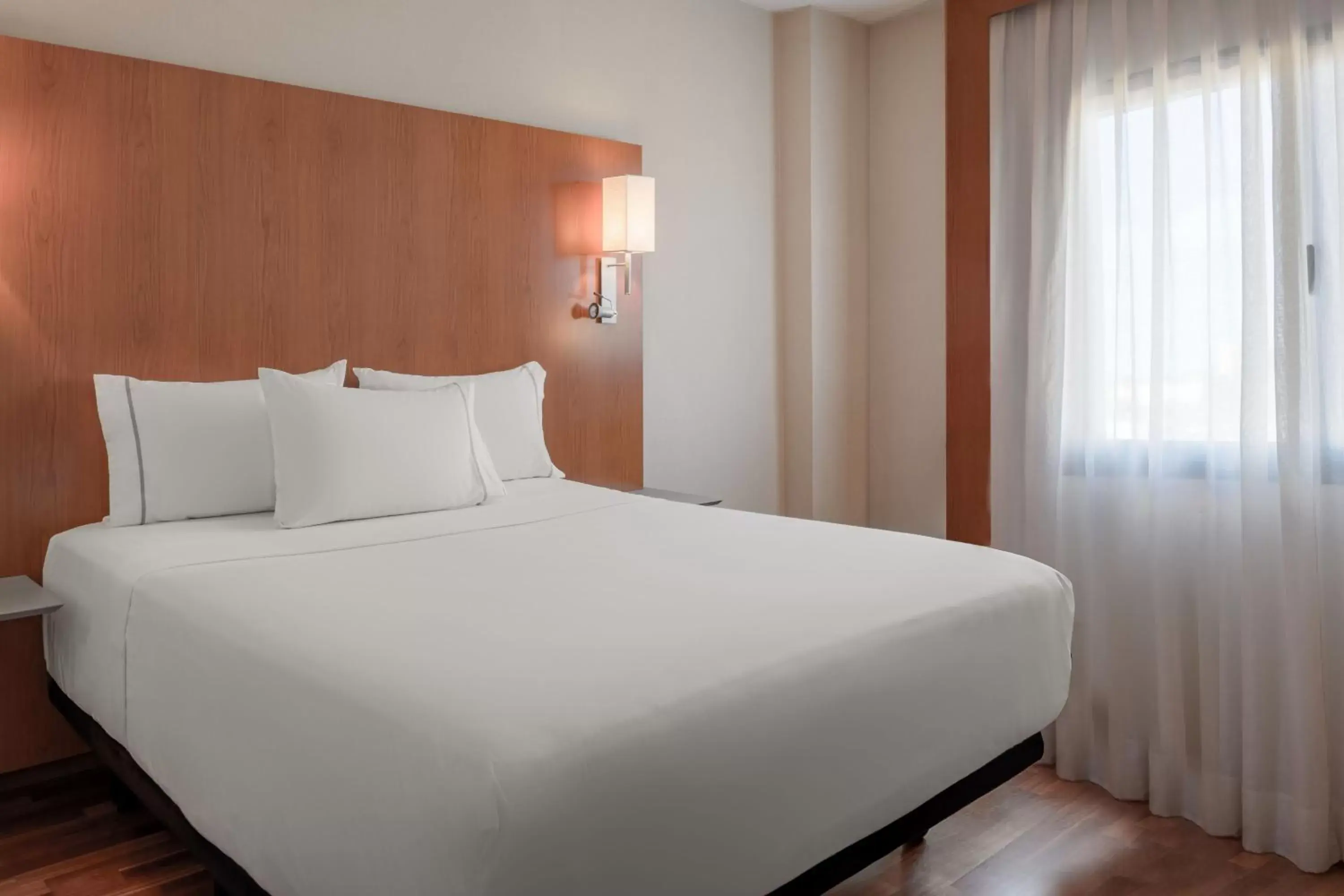 Bedroom, Bed in AC Hotel Murcia by Marriott