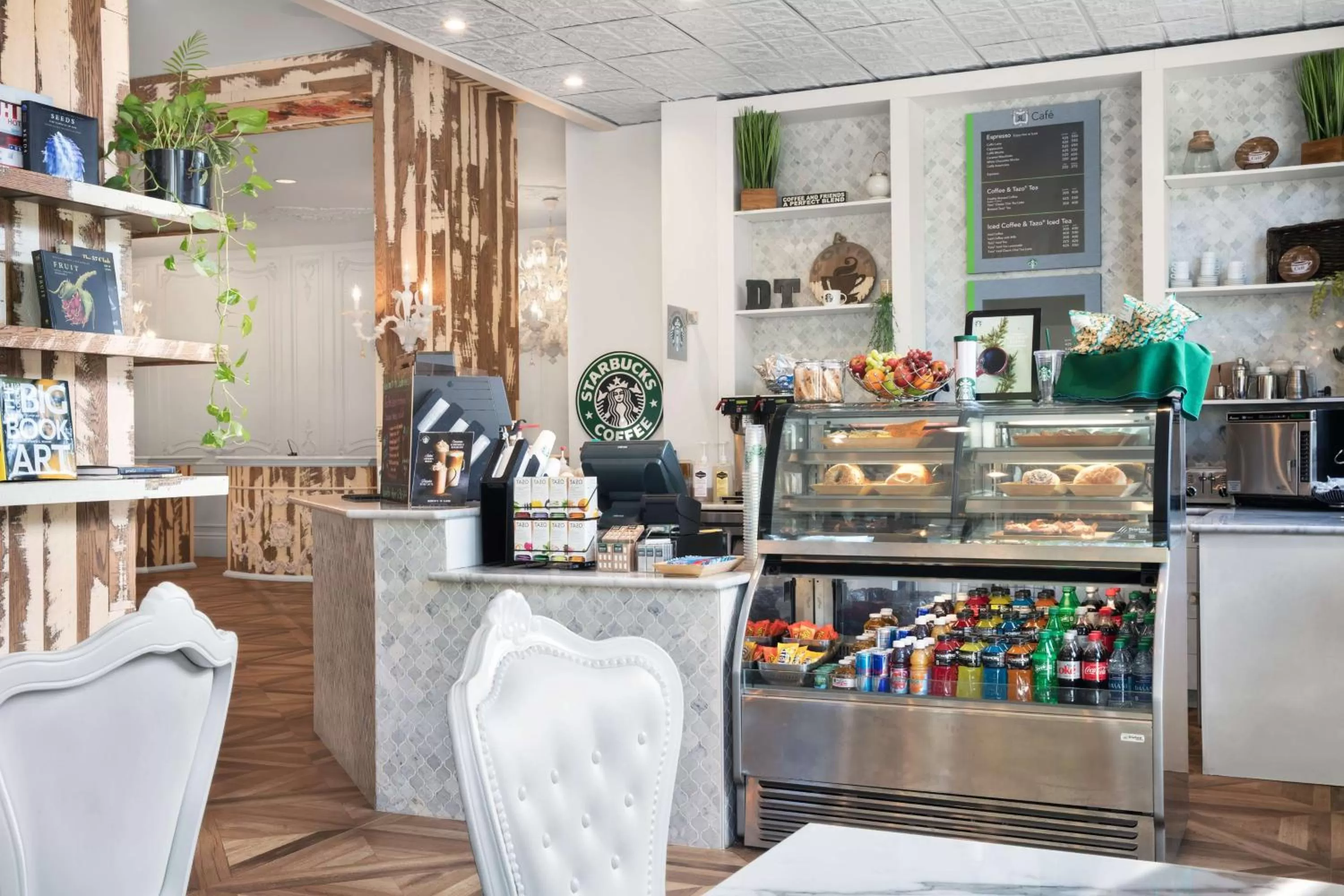 Restaurant/places to eat in DoubleTree by Hilton Hotel Tallahassee