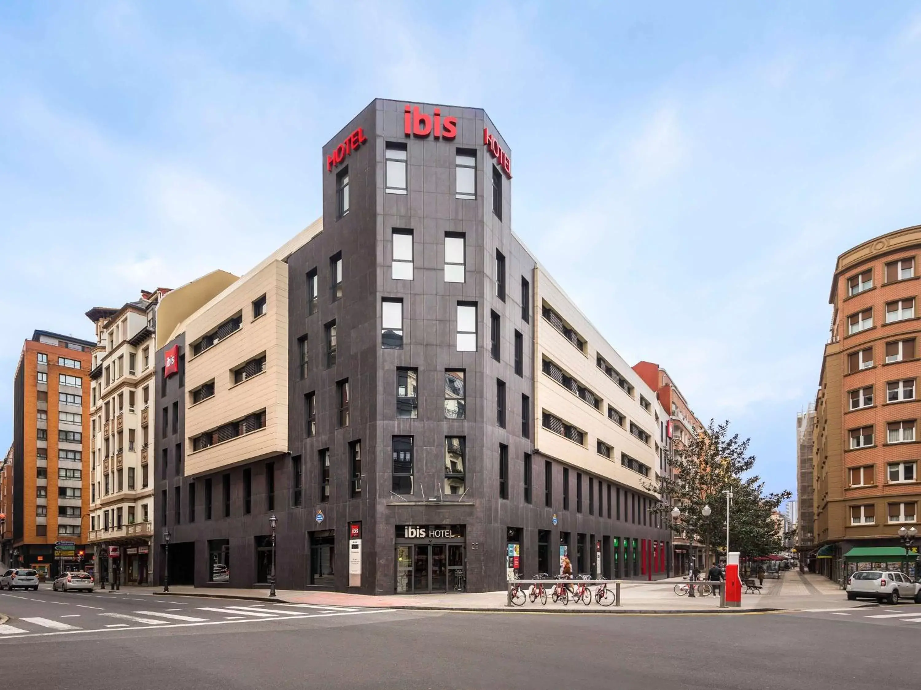 Property building in Ibis Bilbao Centro