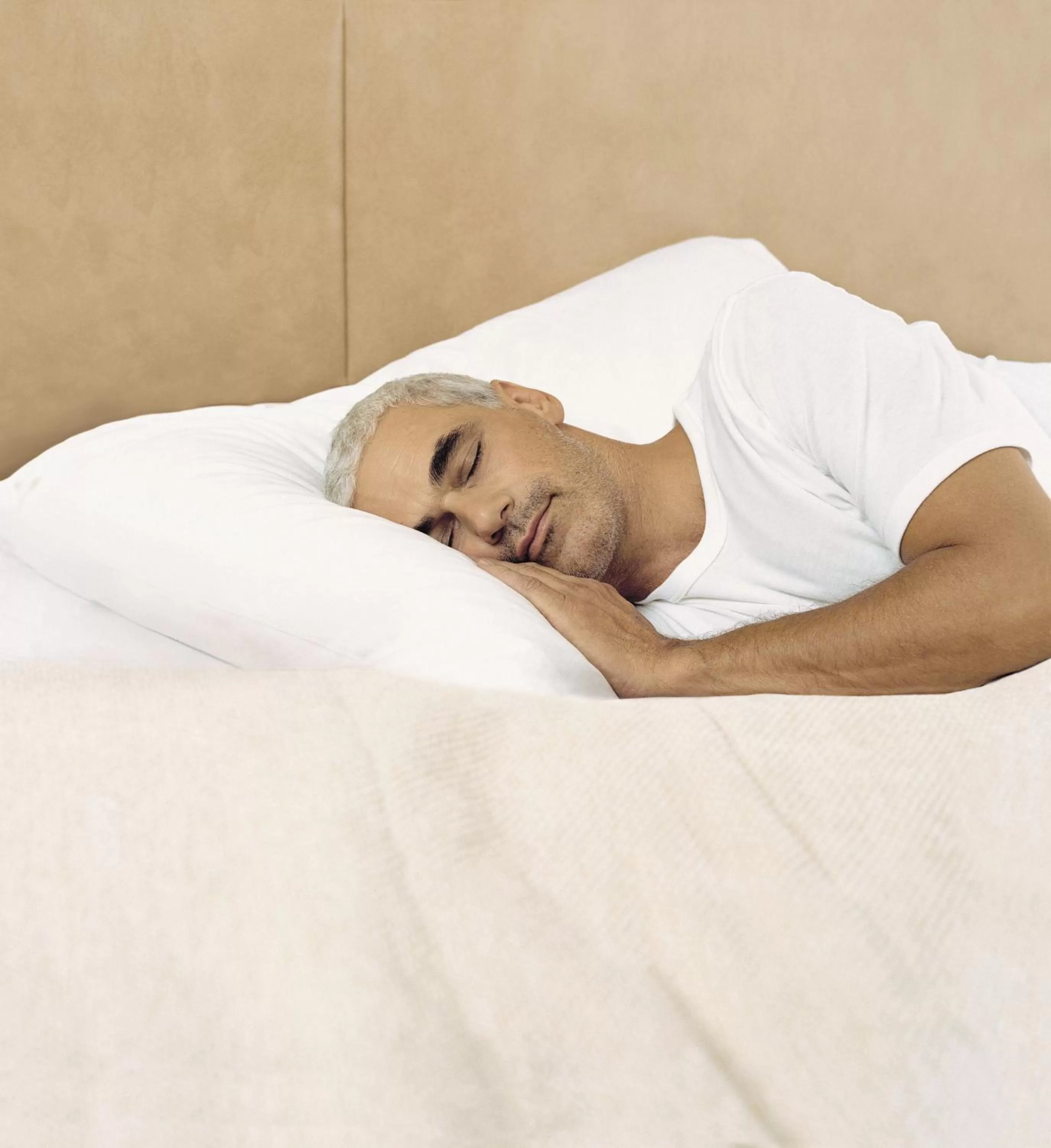 People, Bed in Mövenpick Hotel München-Airport