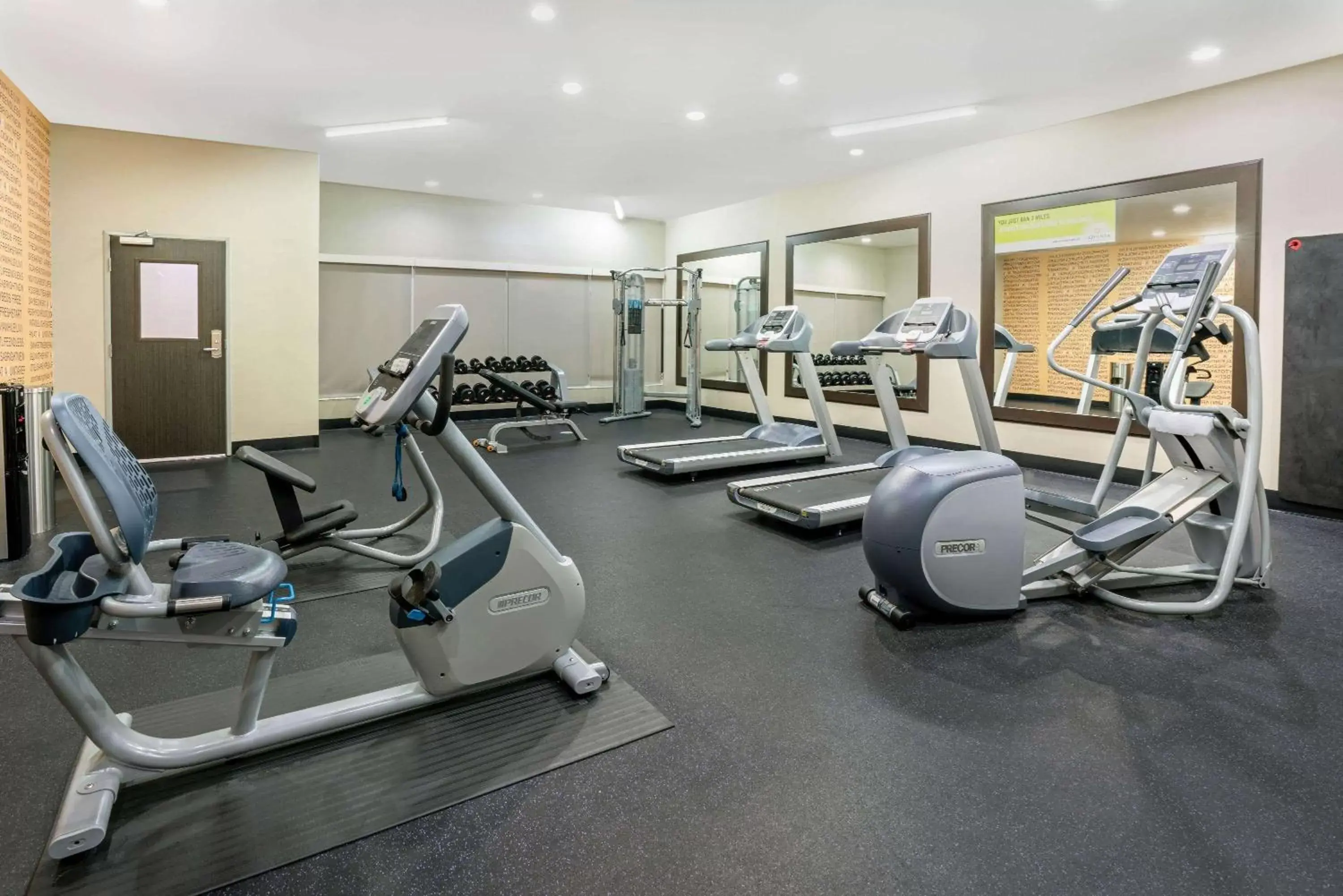 Fitness centre/facilities, Fitness Center/Facilities in La Quinta by Wyndham College Station South