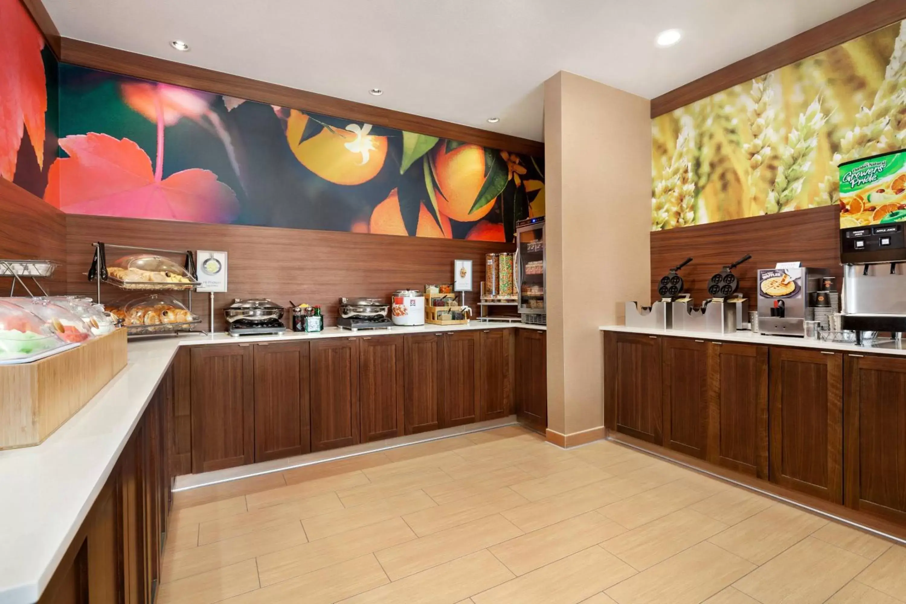 Breakfast, Restaurant/Places to Eat in Fairfield Inn Roseville