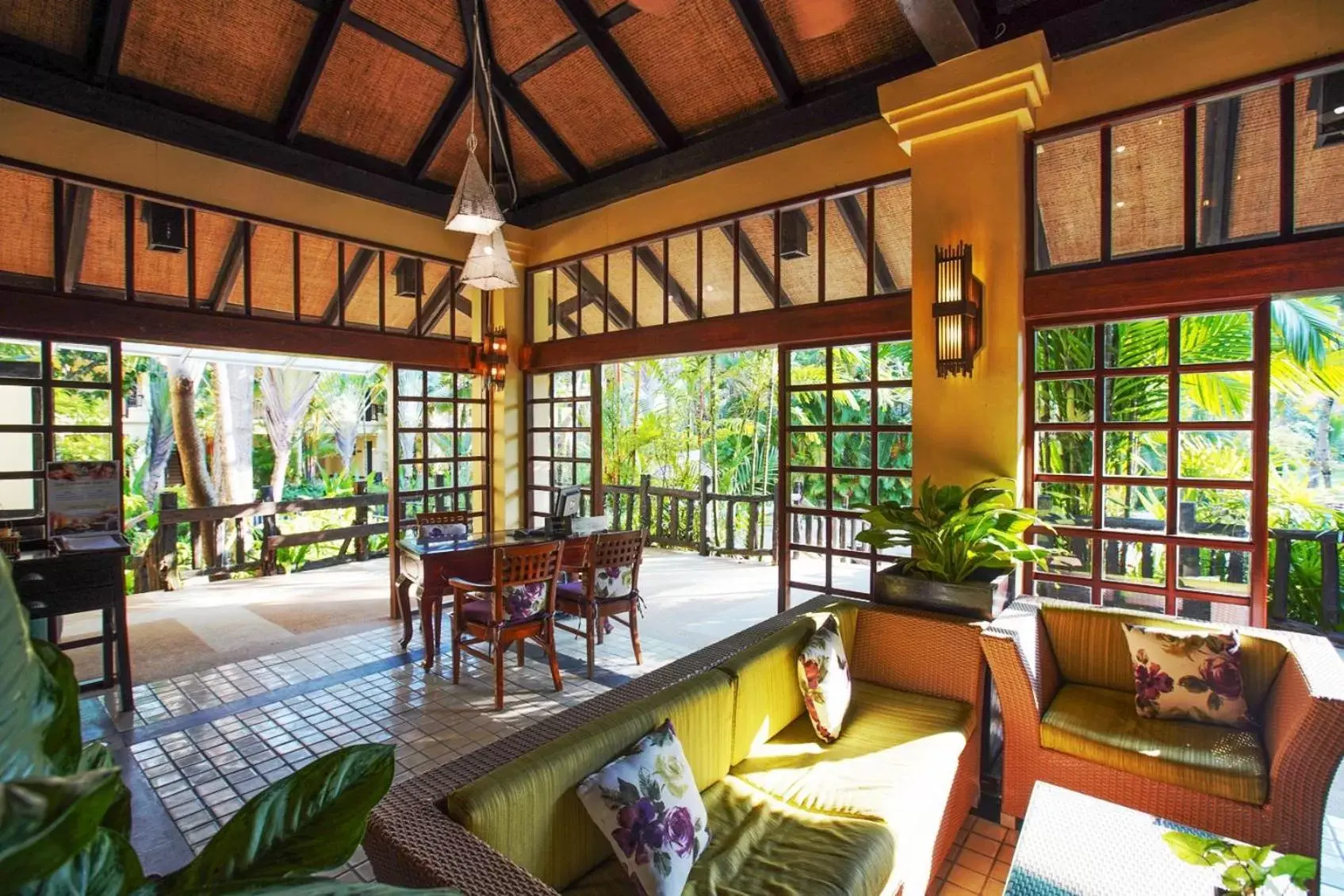 Lobby or reception in Centara Koh Chang Tropicana Resort