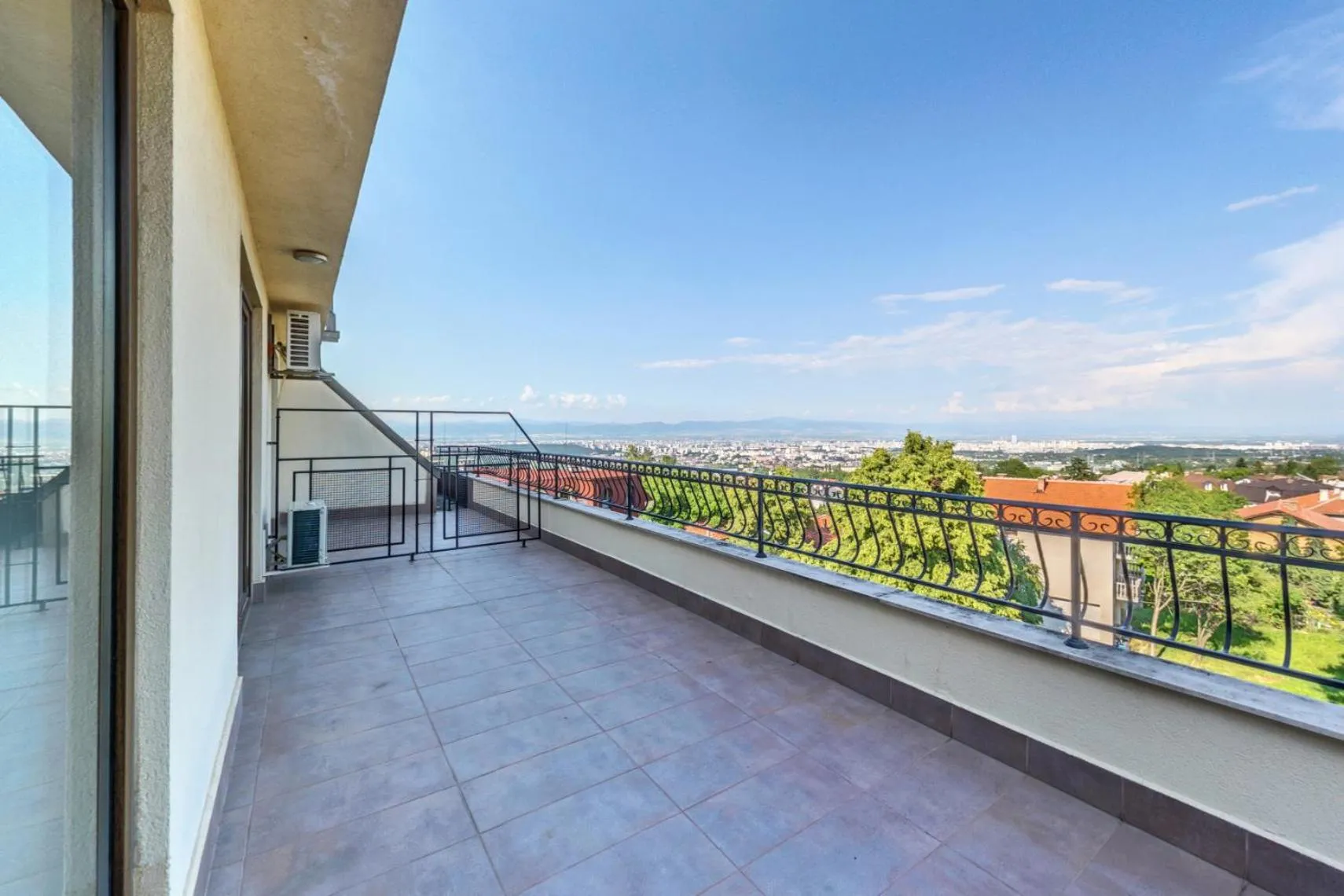 Balcony/Terrace in Vitoshko Lale Hotel