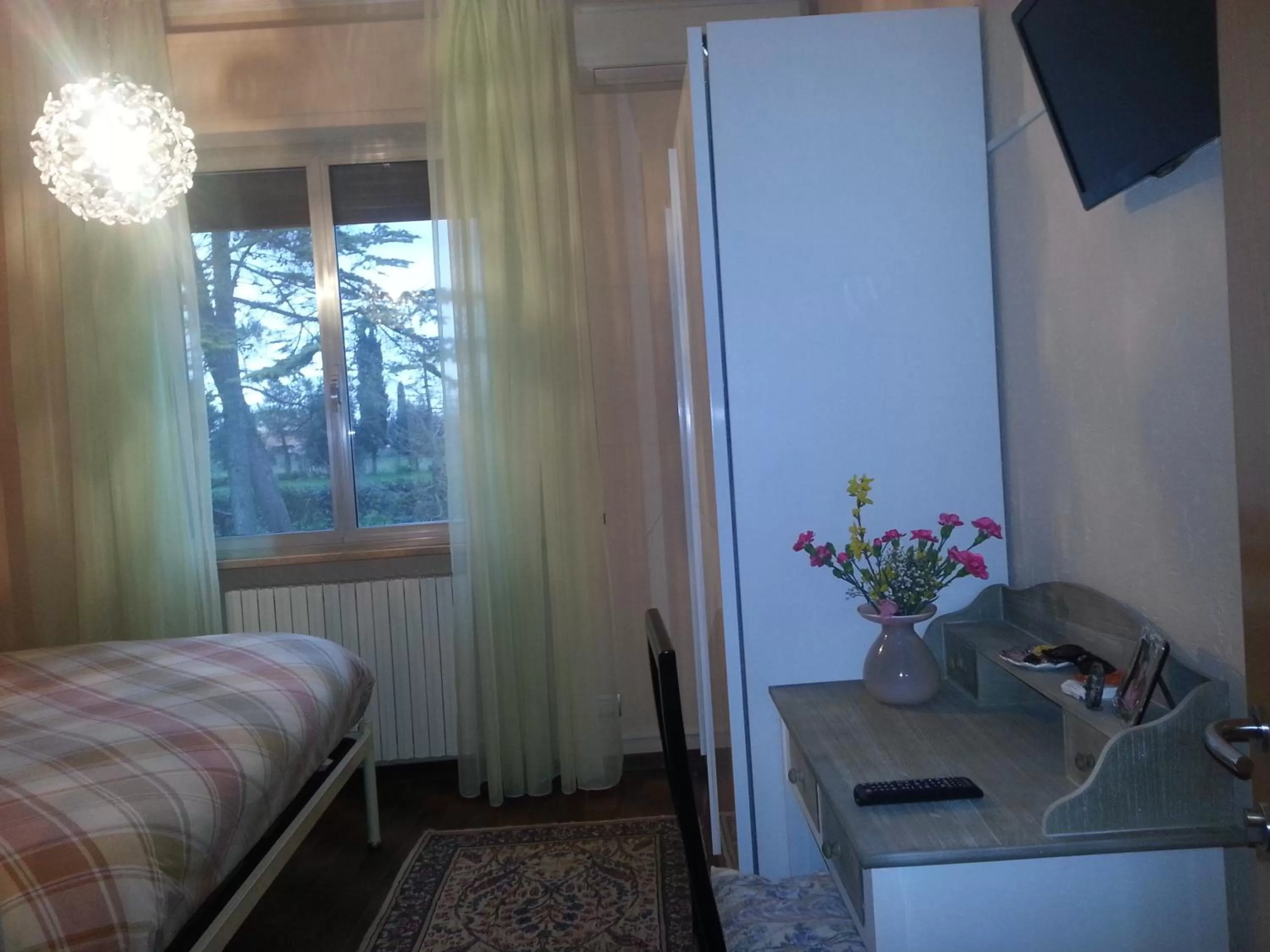 Decorative detail, Bed in Al Villino del Sole