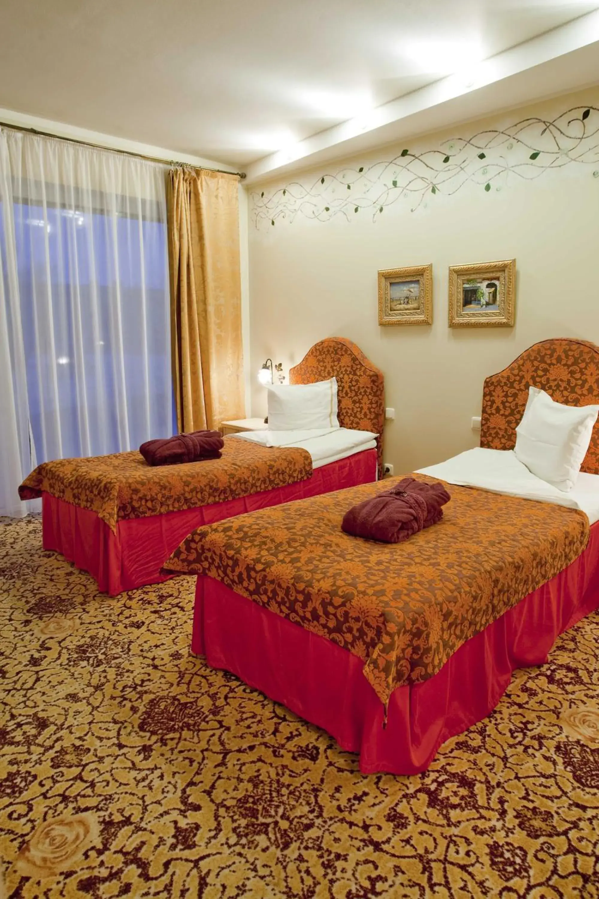 Bedroom, Bed in Grand Rose SPA Hotel
