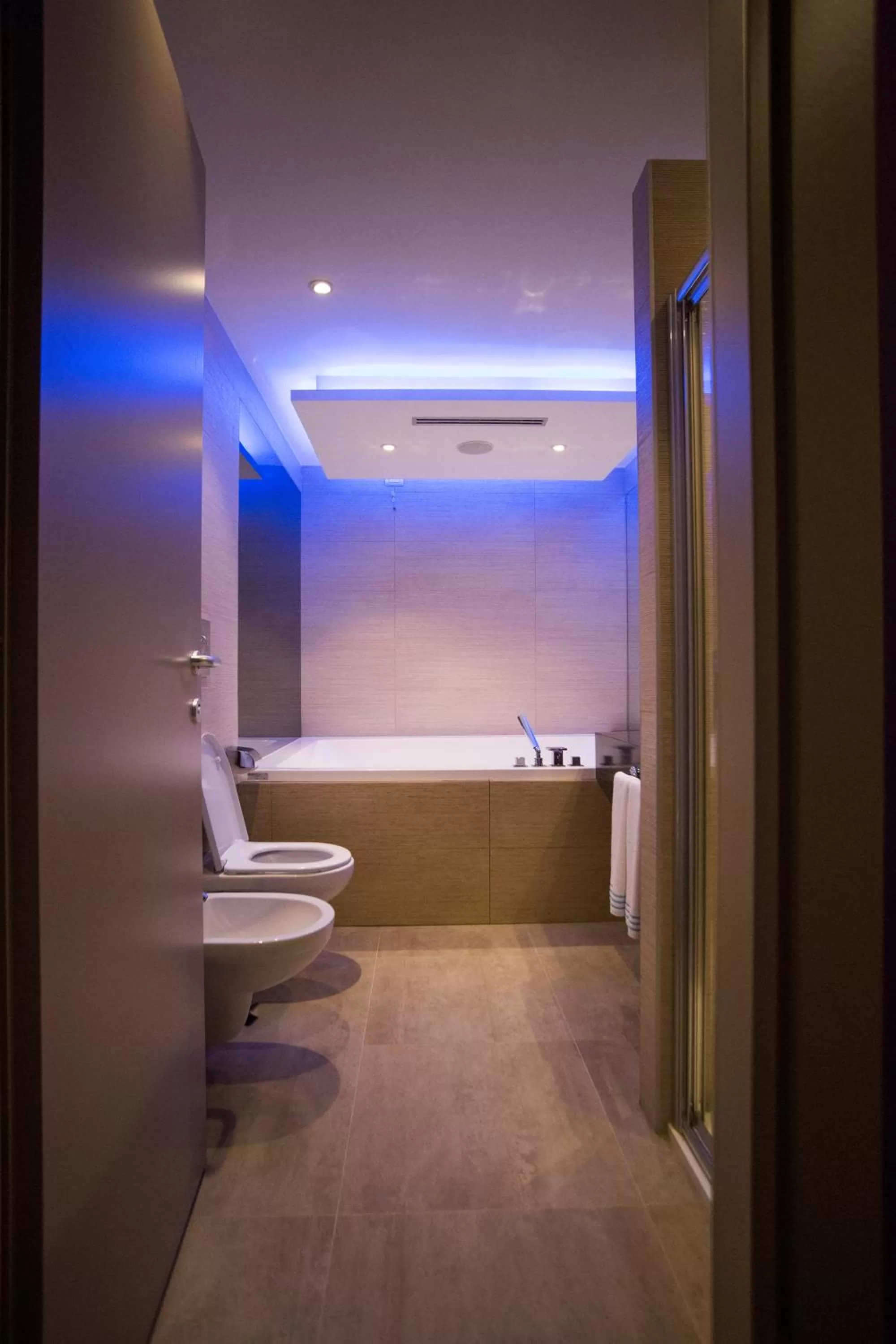 Toilet in Diamante MHotel