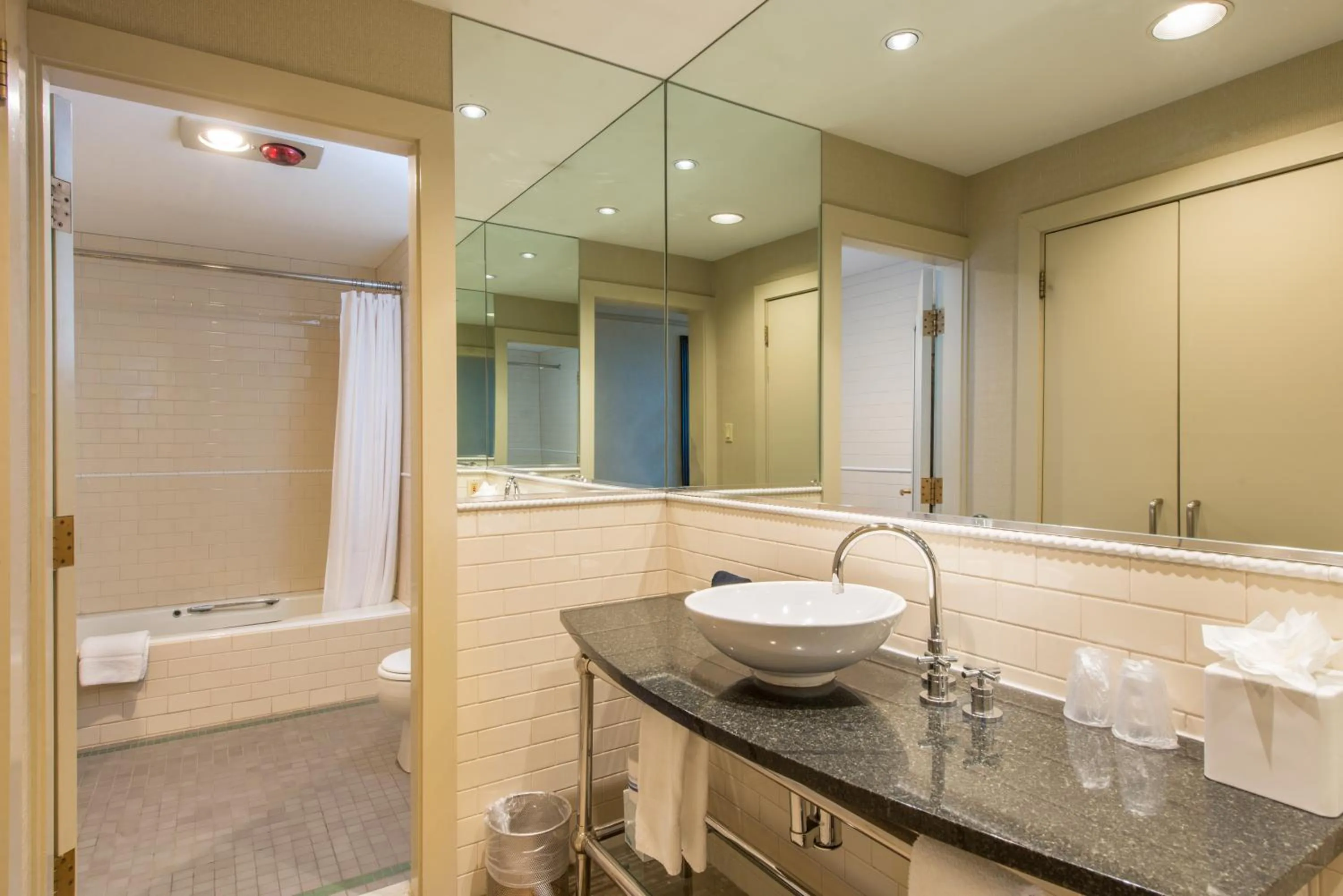 Bathroom in Breakwater Inn